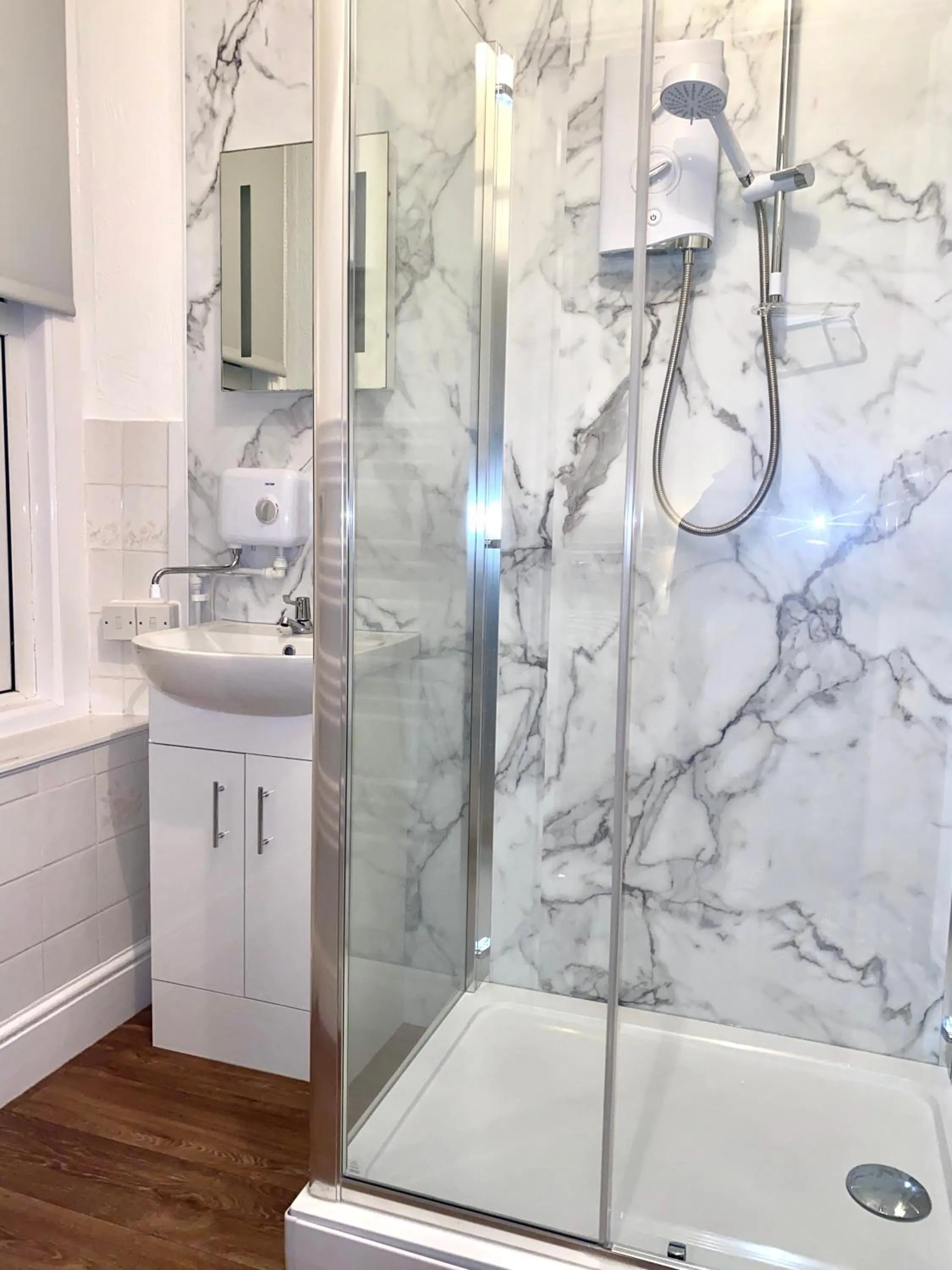 Bathroom in Seaford Lodge Apartments