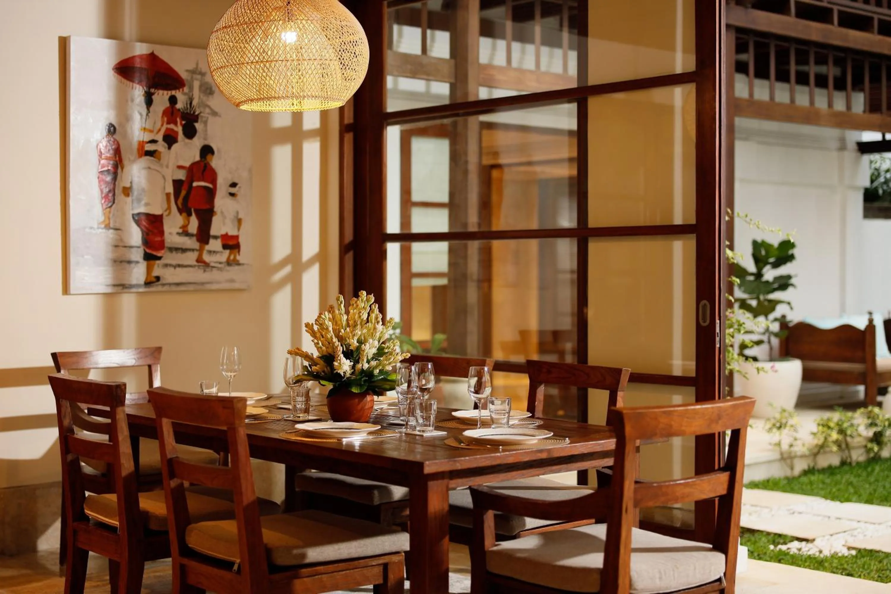 Dining area in Jimbaran Beach Villas by Nakula