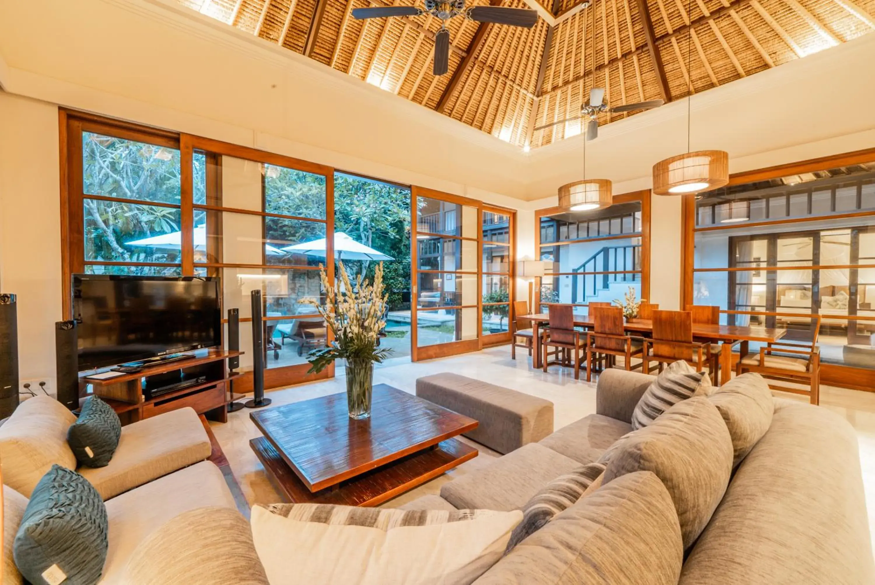 Living room in Jimbaran Beach Villas by Nakula Living room in Jimbaran Beach Villas by Nakula