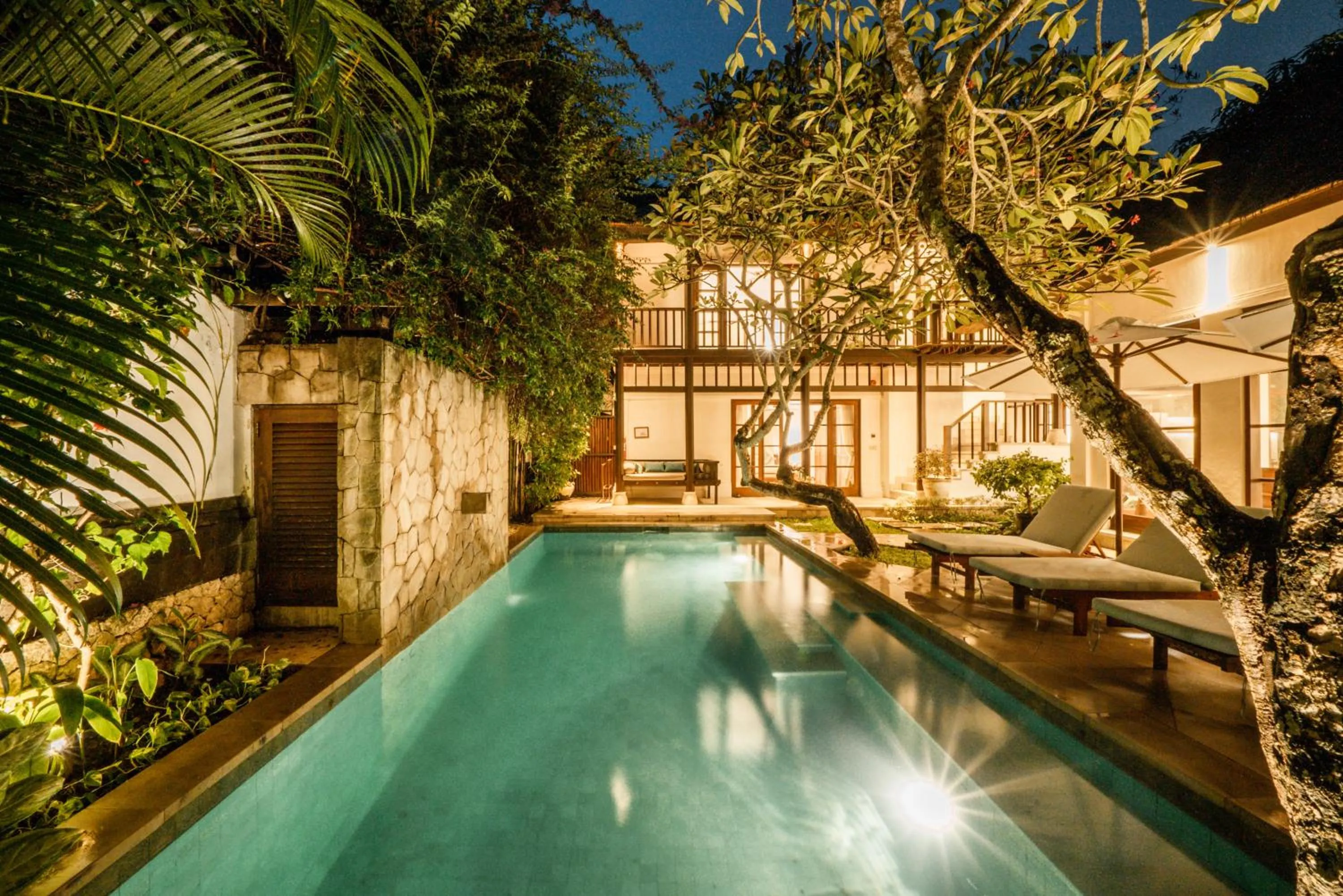 Swimming pool in Jimbaran Beach Villas by Nakula