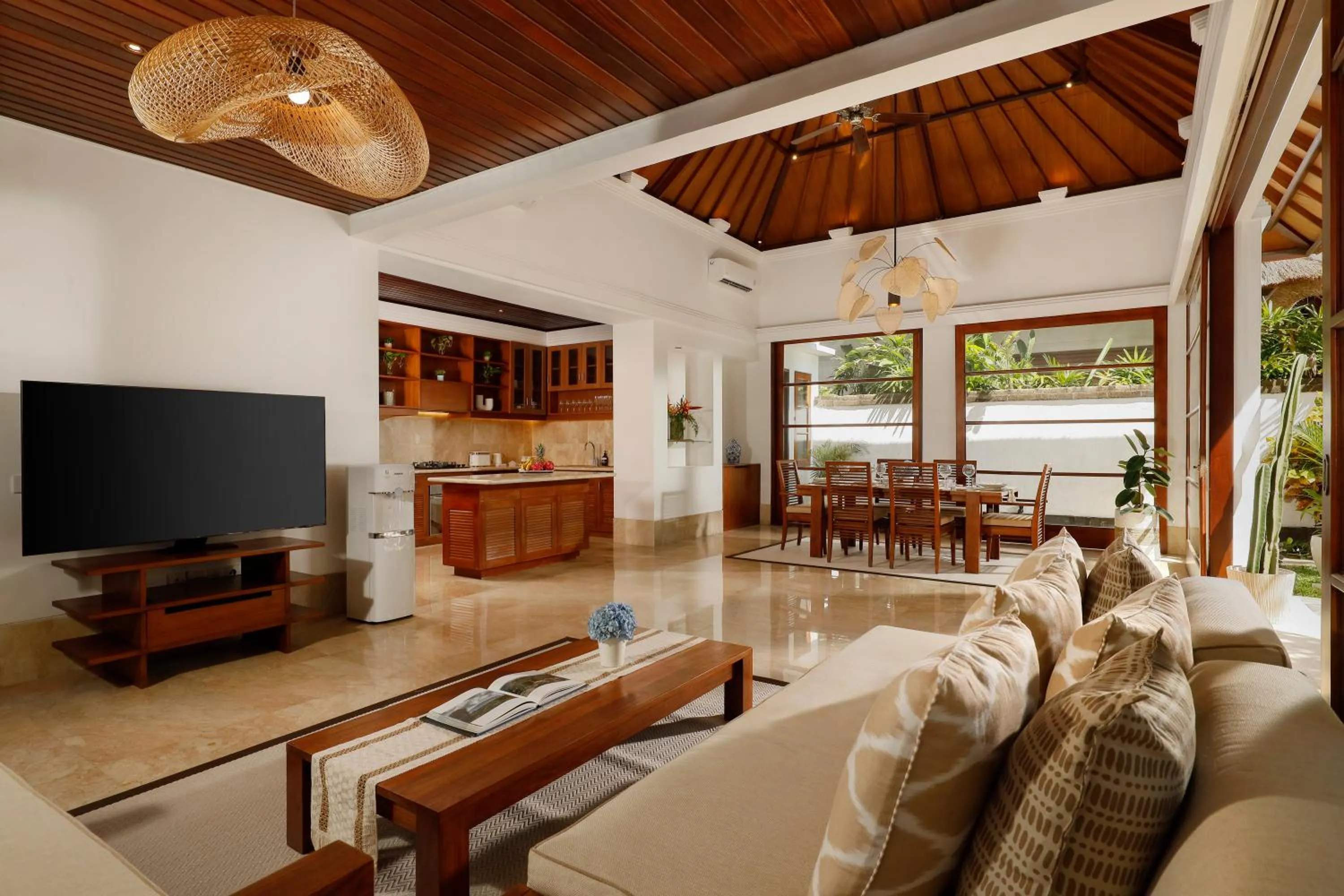 TV and multimedia in Jimbaran Beach Villas by Nakula