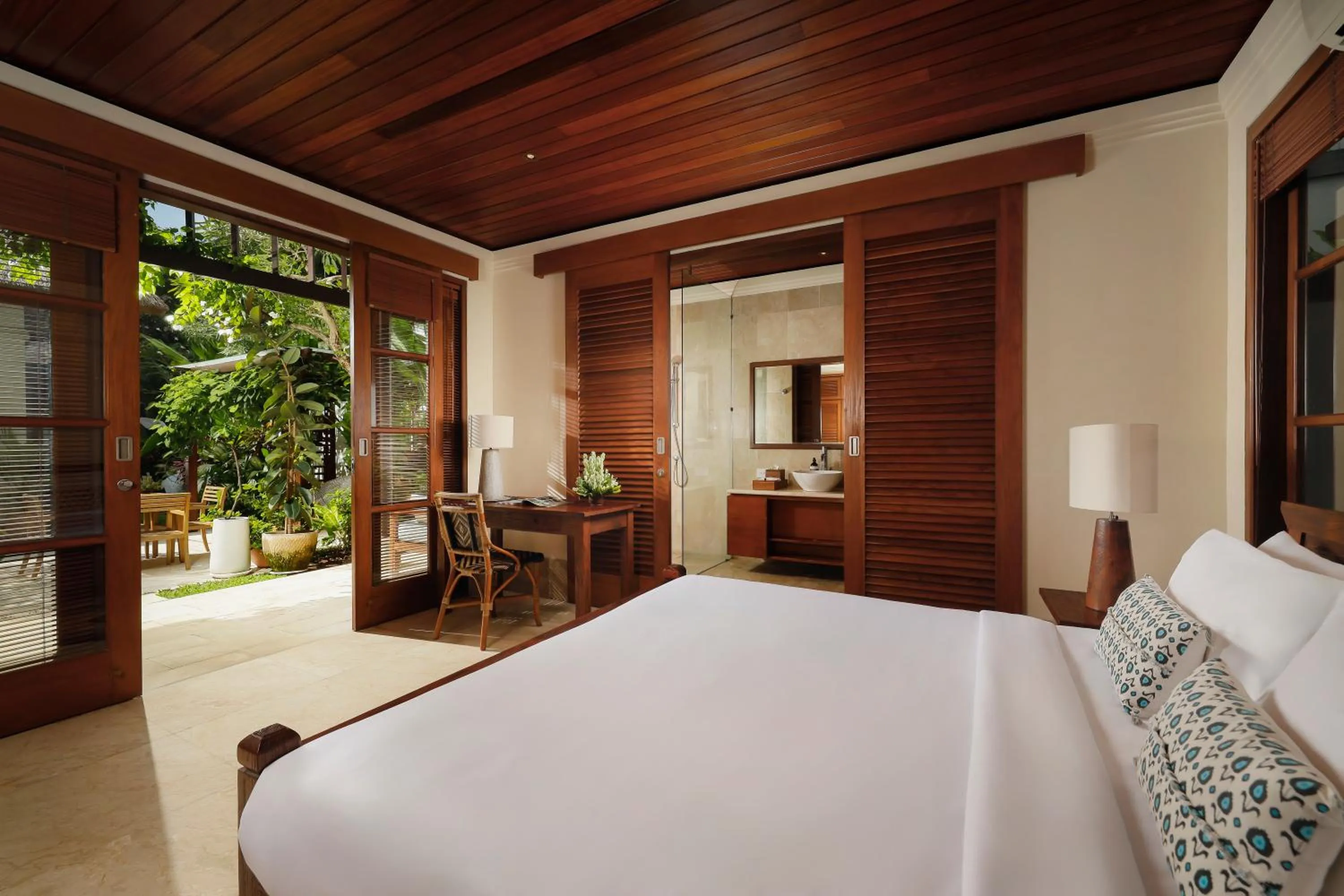 Bedroom, Bed in Jimbaran Beach Villas by Nakula