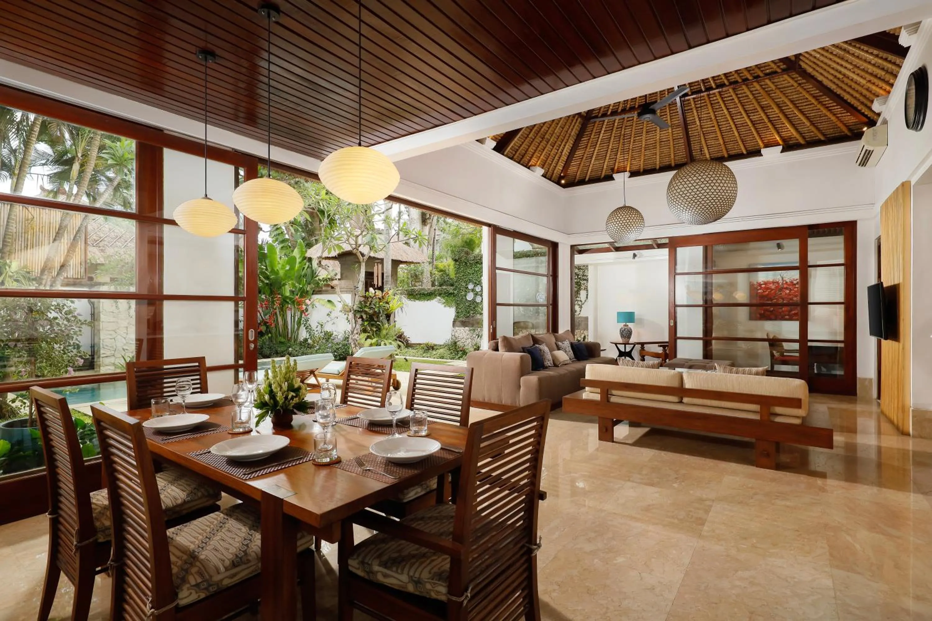 Living room in Jimbaran Beach Villas by Nakula