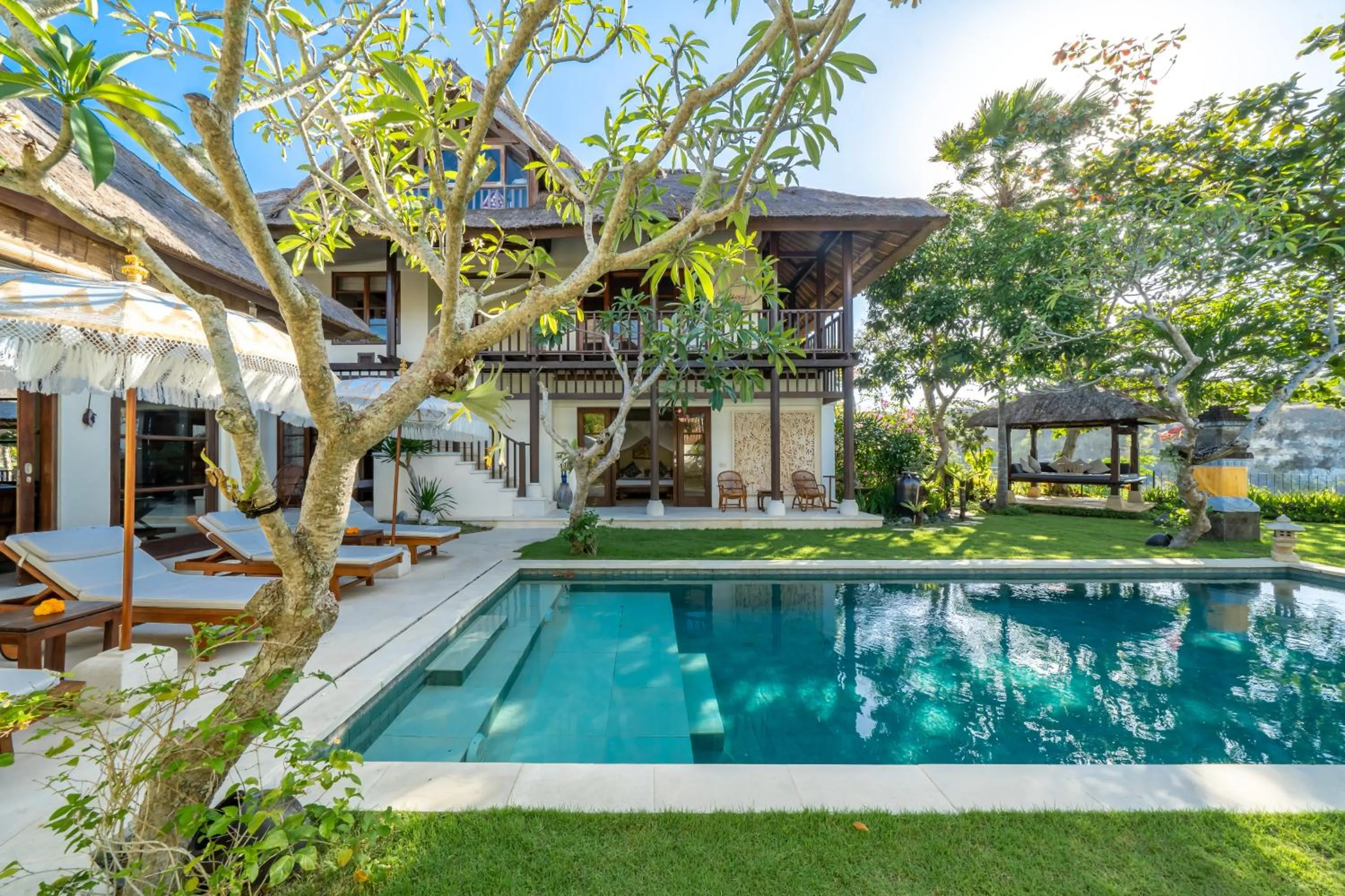 Swimming pool in Jimbaran Beach Villas by Nakula