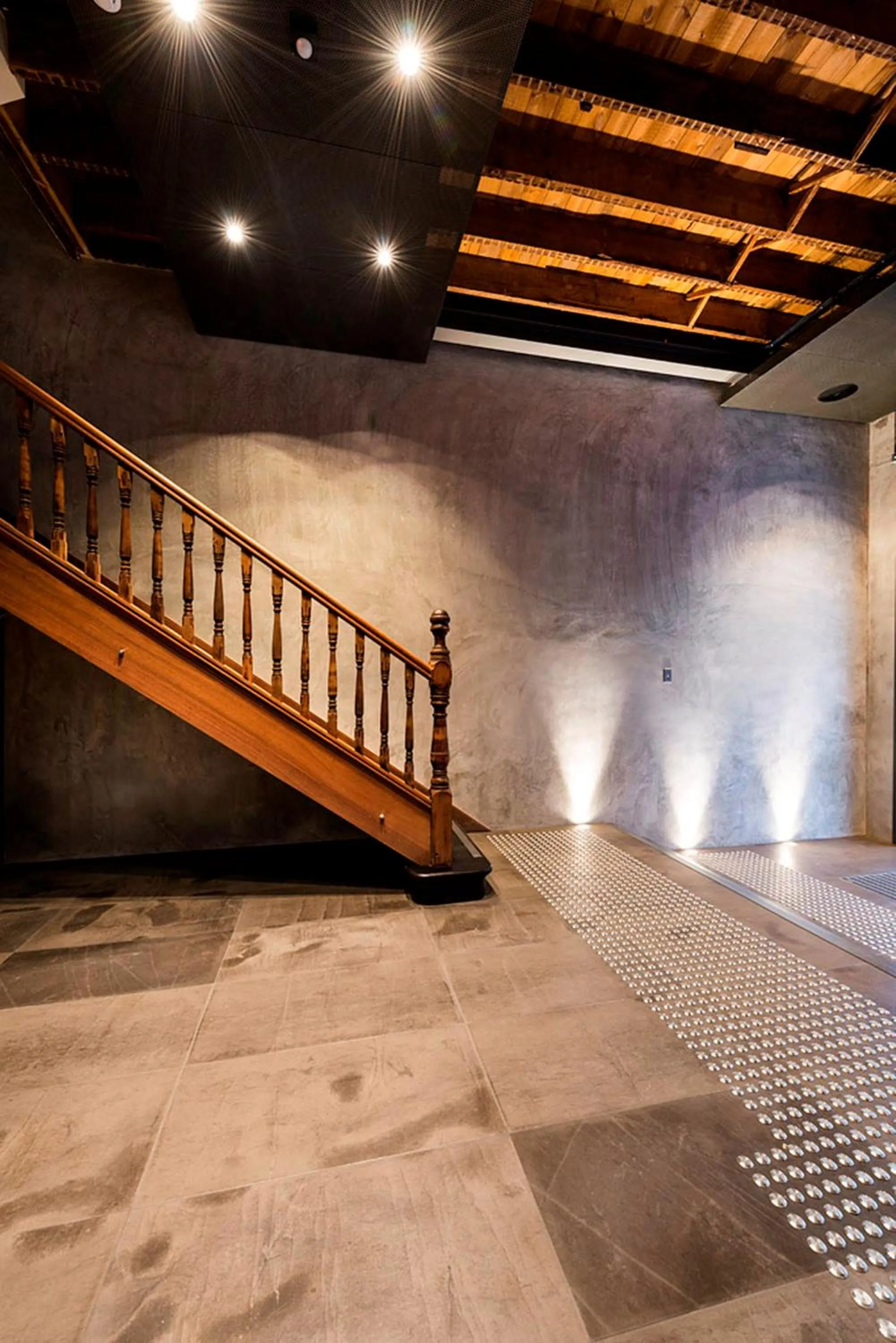 Decorative detail in Hougoumont Hotel Fremantle