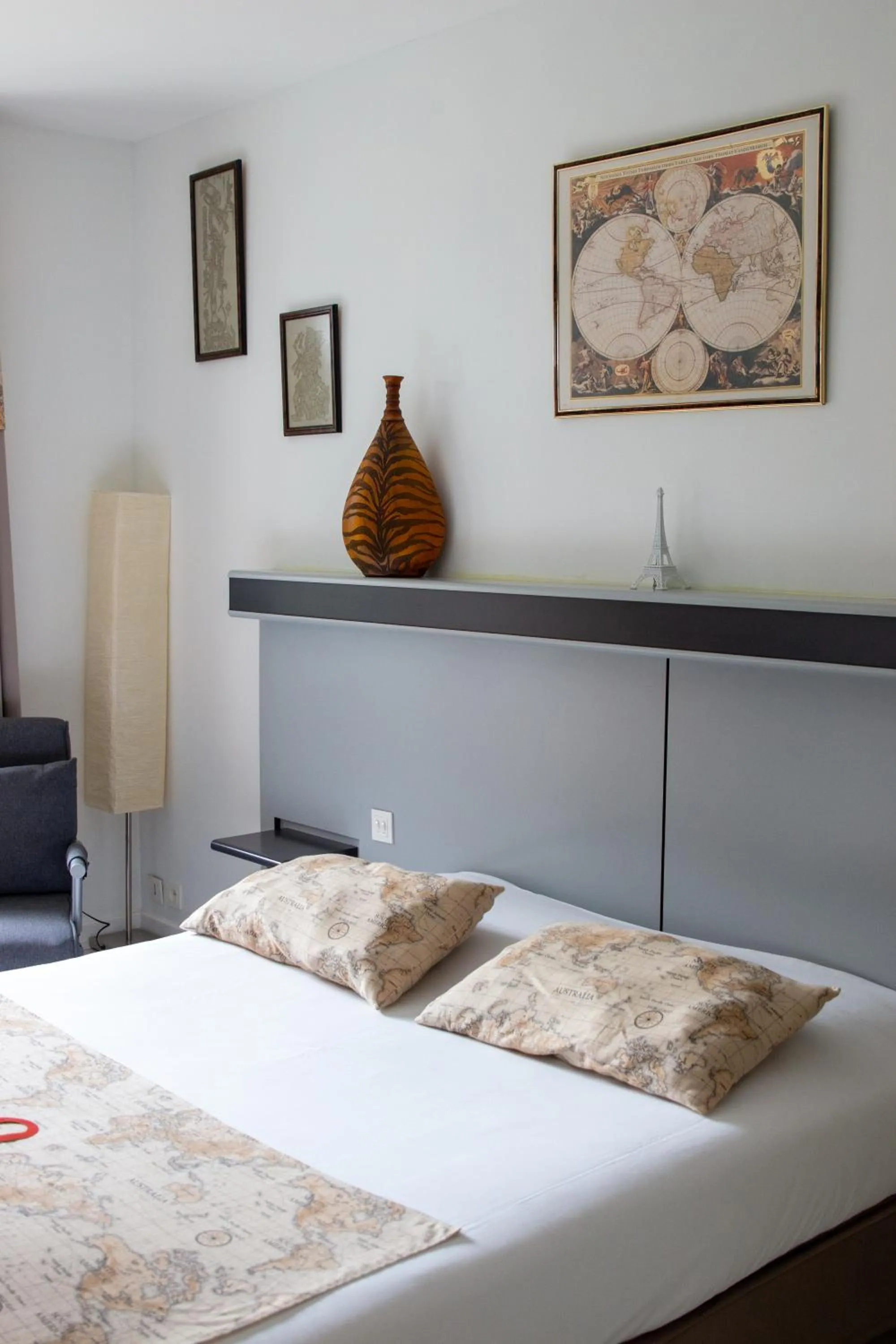 Bed in Hôtel Restaurant Le chanel