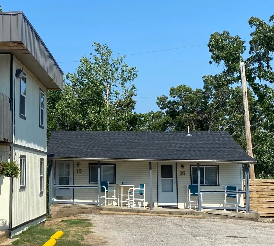 Rockwood Resort Motel