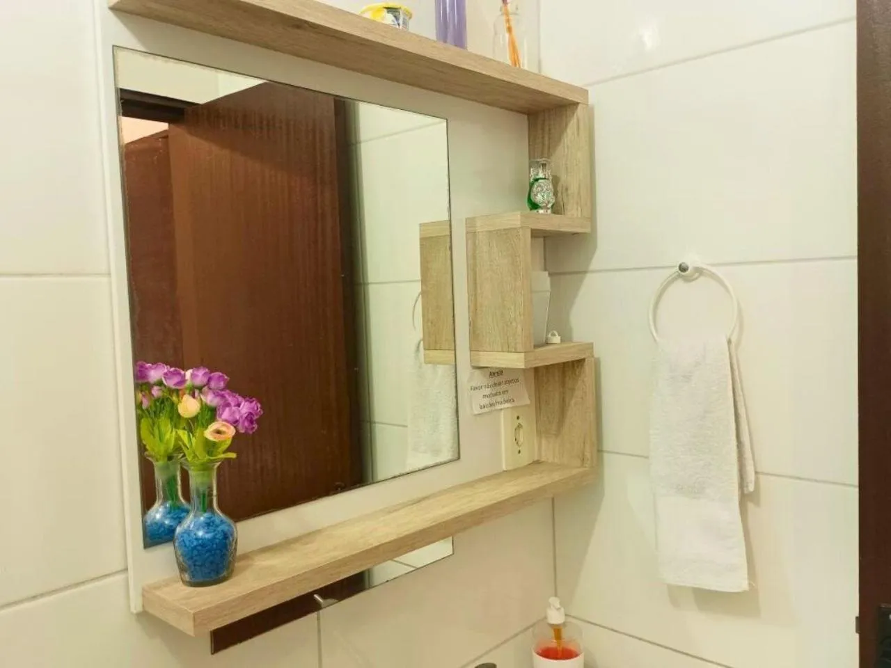 Shower in Pousada Executiva SolRiso Aeroporto Florianópolis