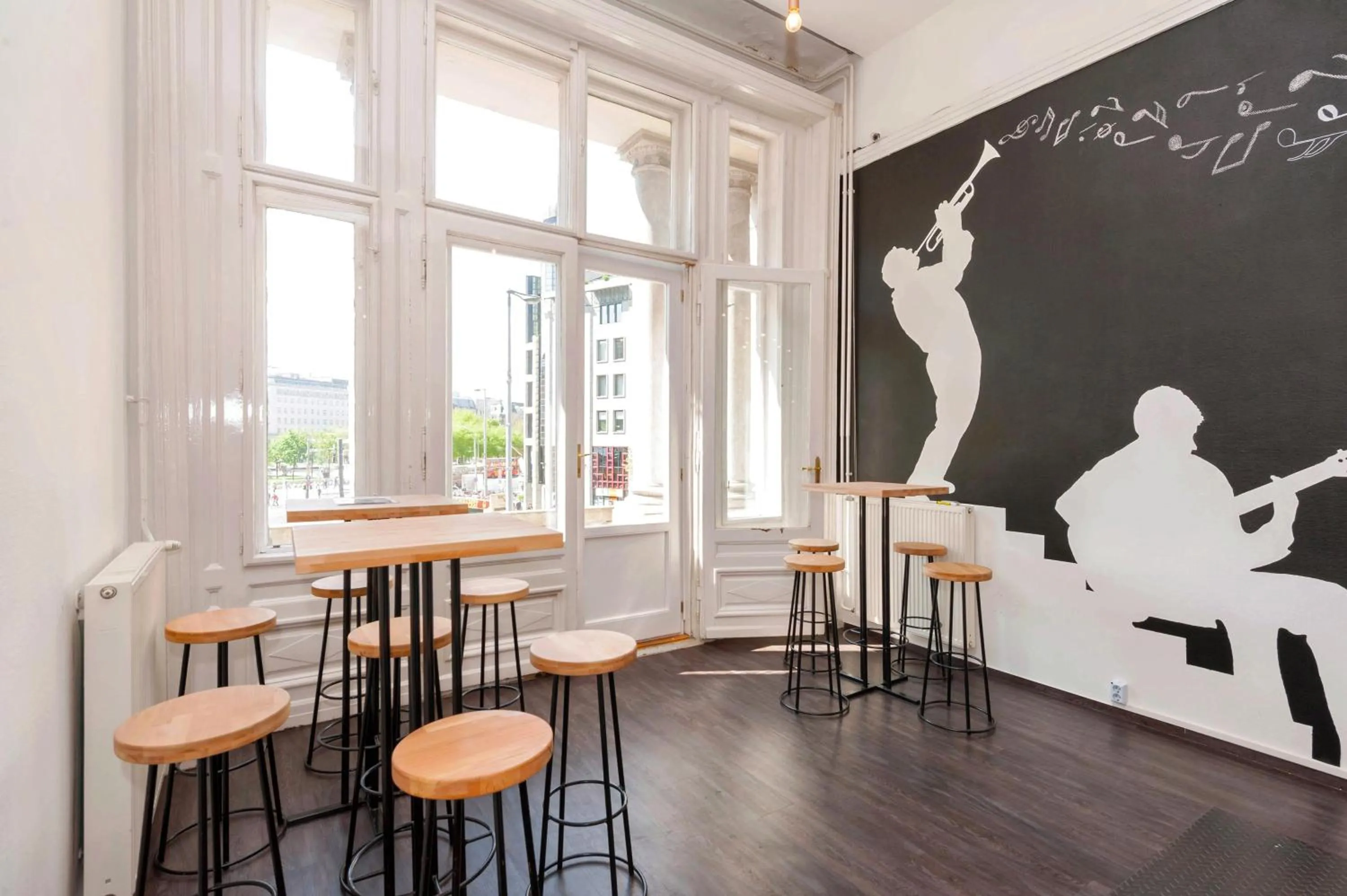 Lounge or bar in Adagio Hostel Basilica