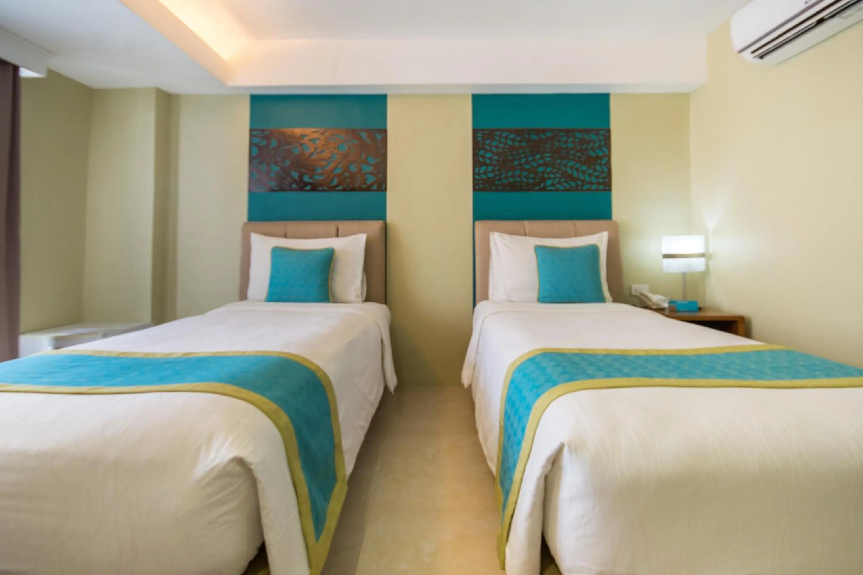 Bed in Boracay Haven Resort