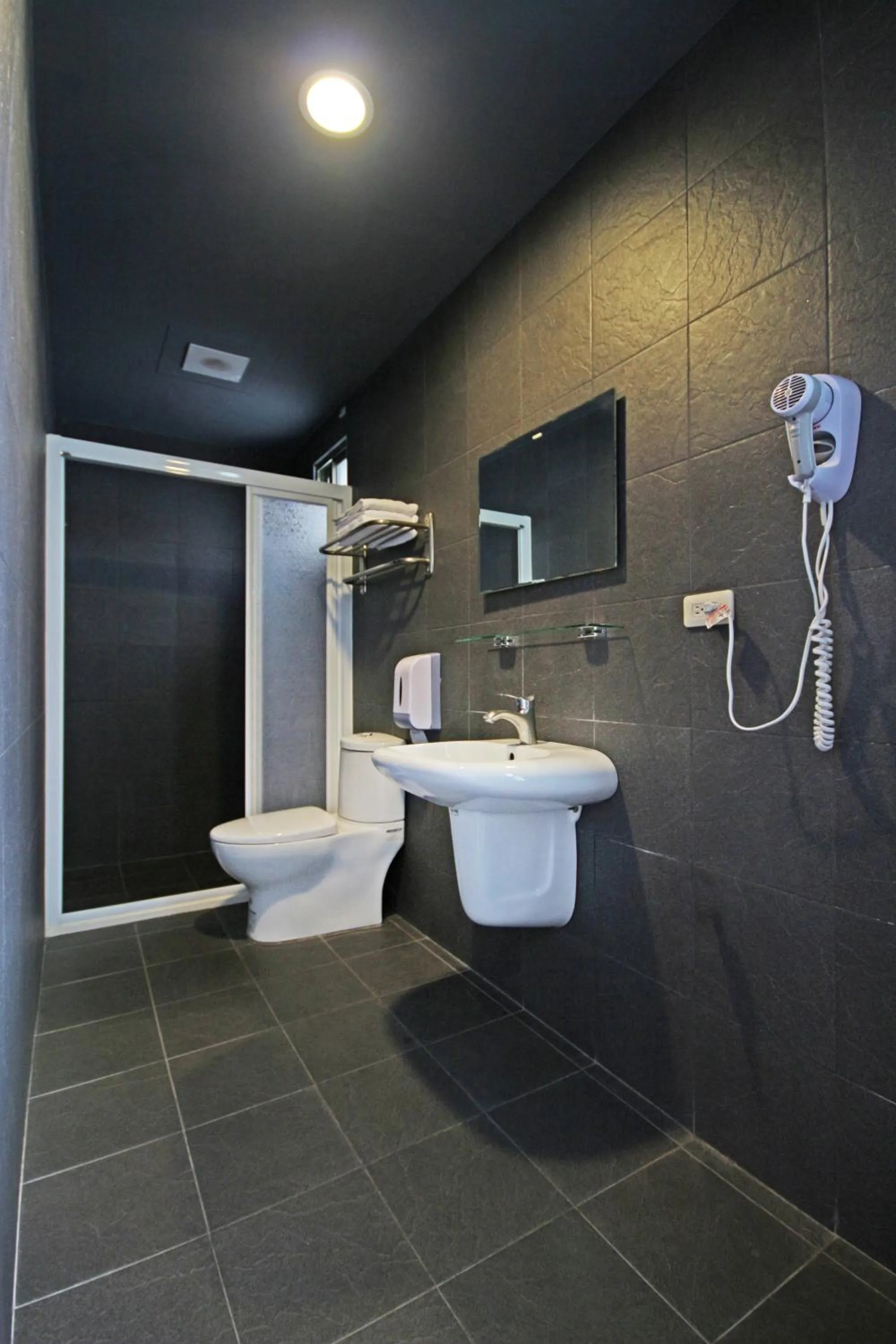 Bathroom in Fun Trip - Little Castle & Oscar B&B