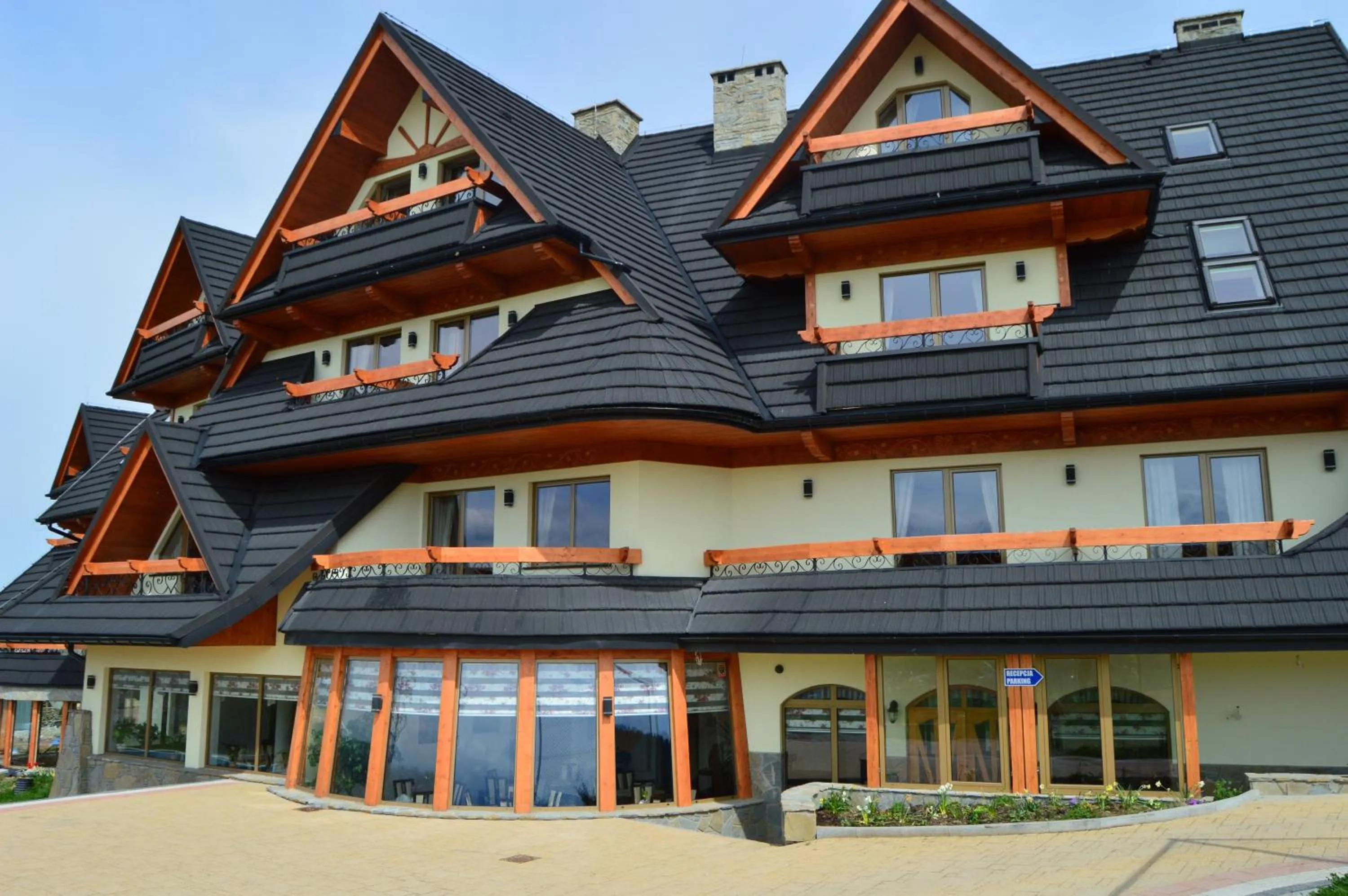 Facade/entrance in Montenero Resort&Spa