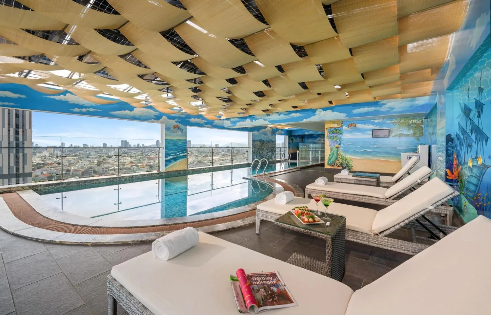 Swimming pool in Nguyen Gia Hotel Swimming pool in Nguyen Gia Hotel