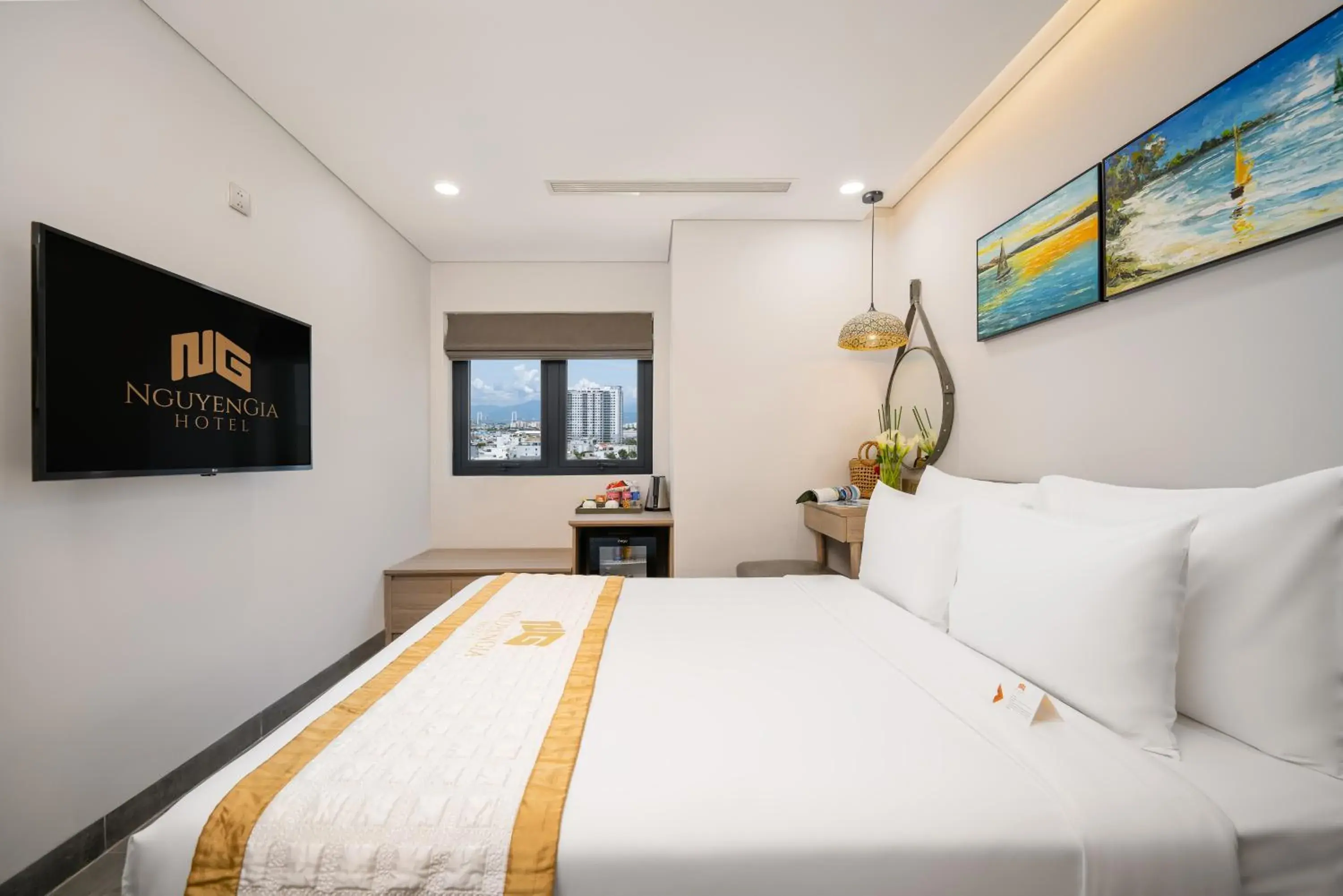Superior Double Room with City View in Nguyen Gia Hotel Superior Double Room with City View in Nguyen Gia Hotel