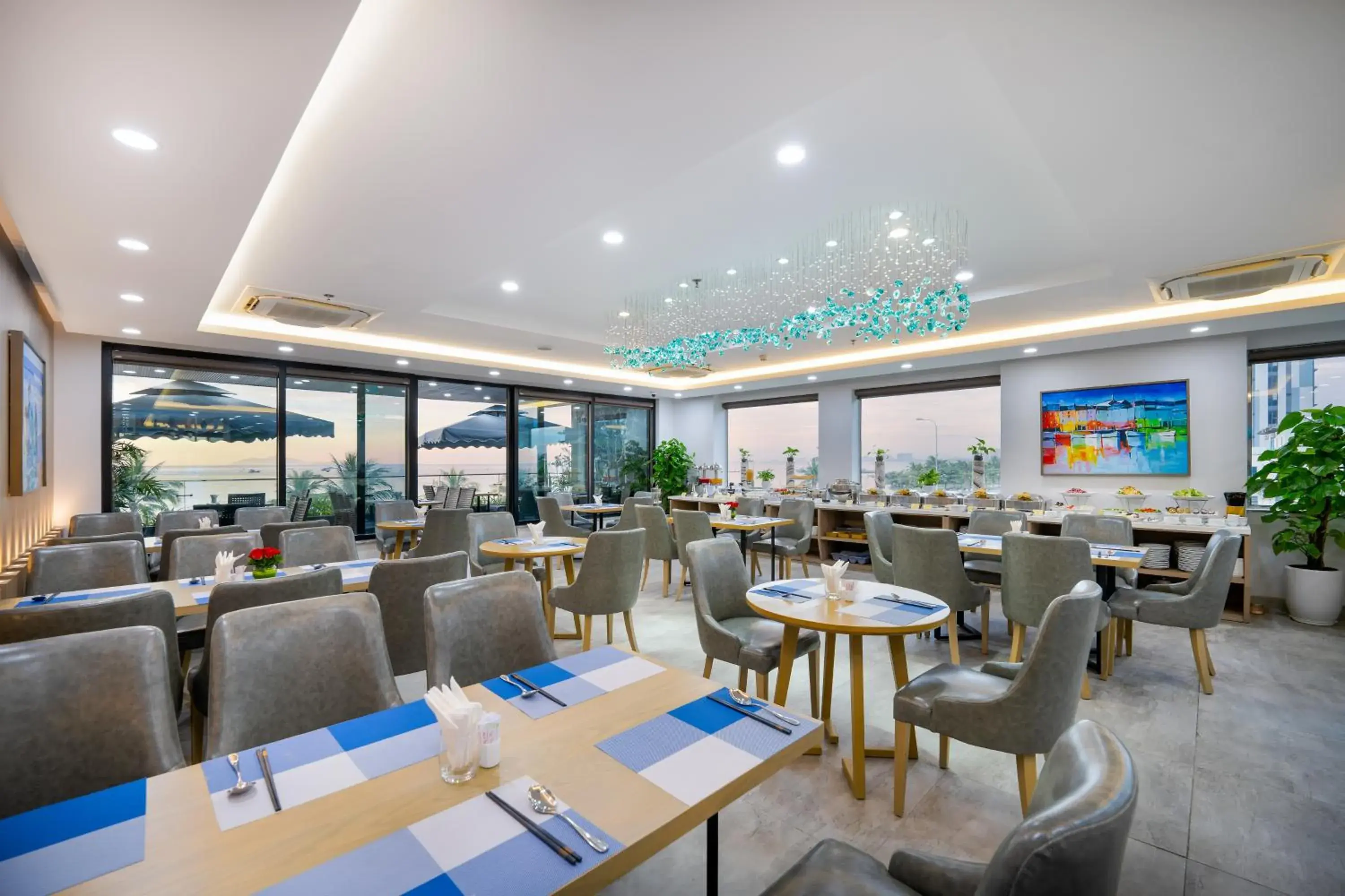 Restaurant/places to eat in Nguyen Gia Hotel Restaurant/places to eat in Nguyen Gia Hotel