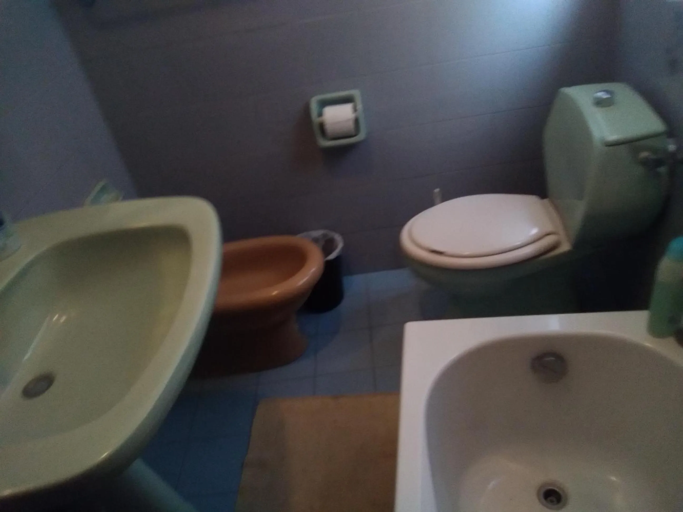 Shower in Single room with shared bathroom