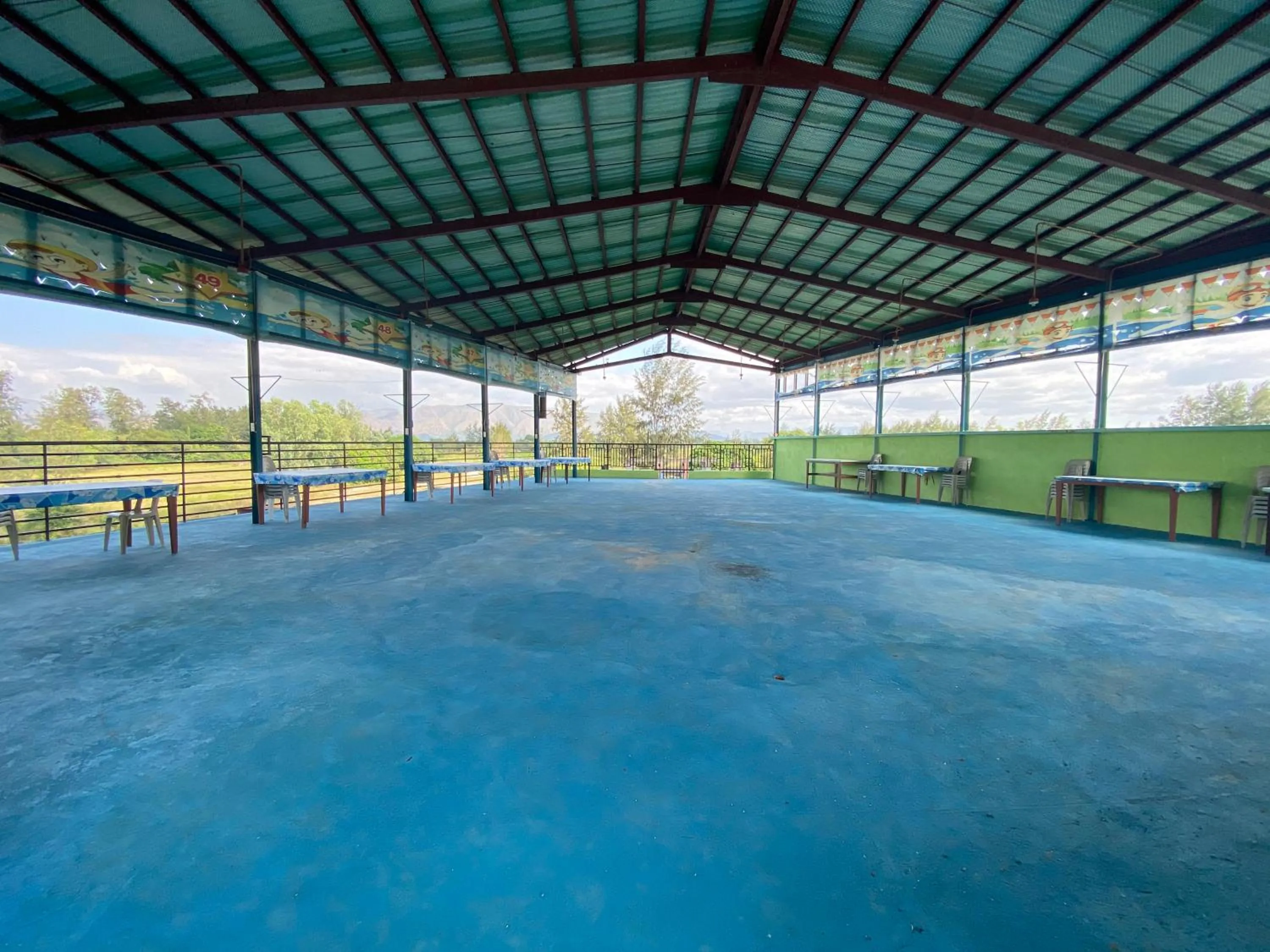 Area and facilities in RedDoorz Plus @ Lhexlyn Resort San Narciso