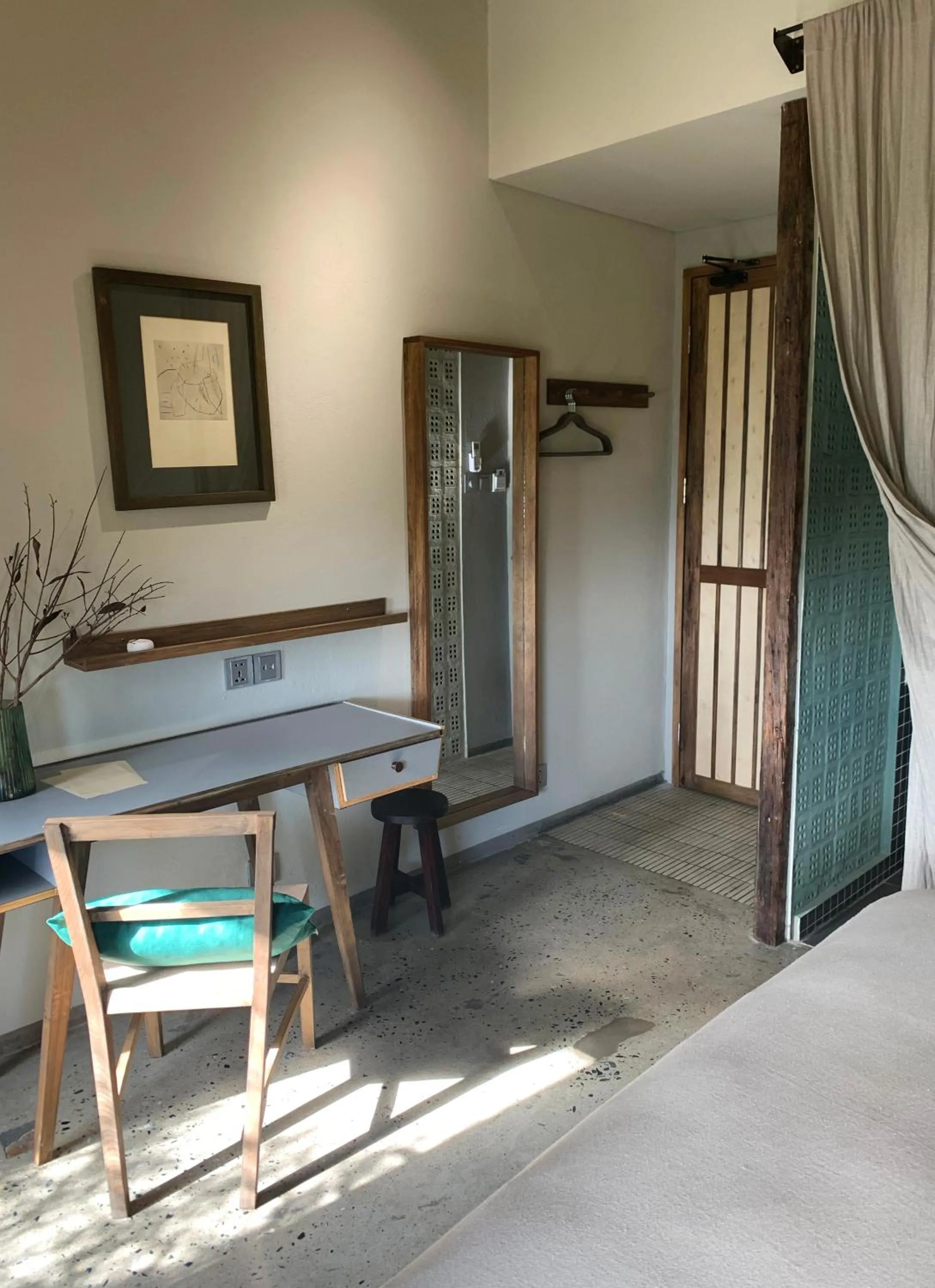 hair dresser in Kaia Gallery Hotel Hoi An