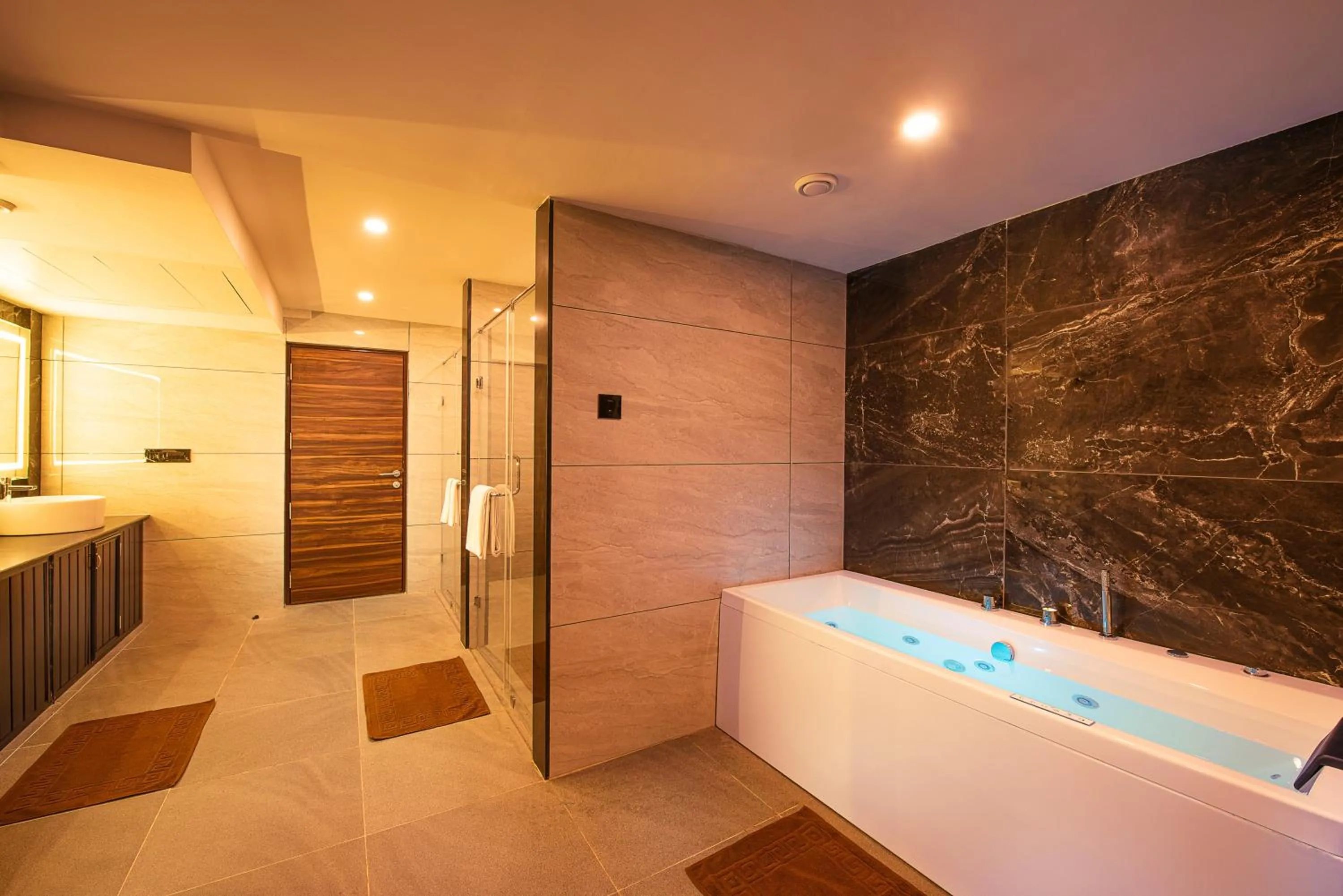 Bathroom in Hometown Galleria Manipal
