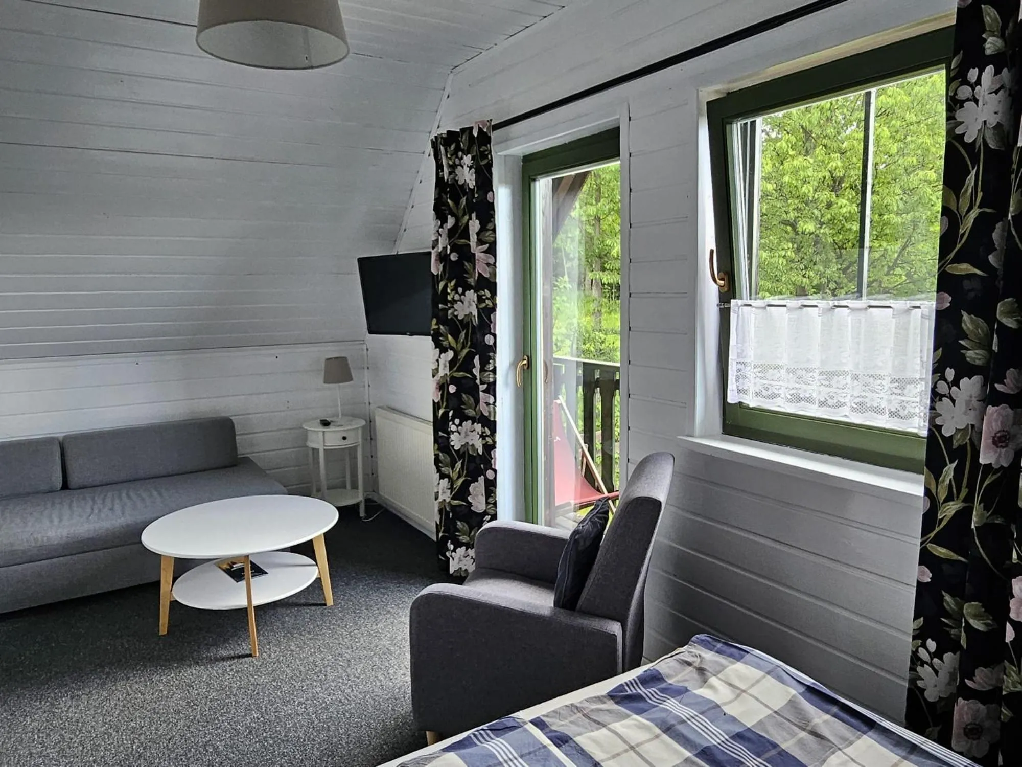 Photo of the whole room, Bed in Osrodek Wypoczynkowy Lesniczówka & Elias SPA
