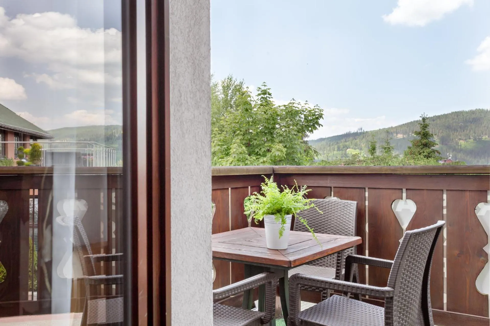 Balcony/Terrace in Osrodek Wypoczynkowy Lesniczówka & Elias SPA