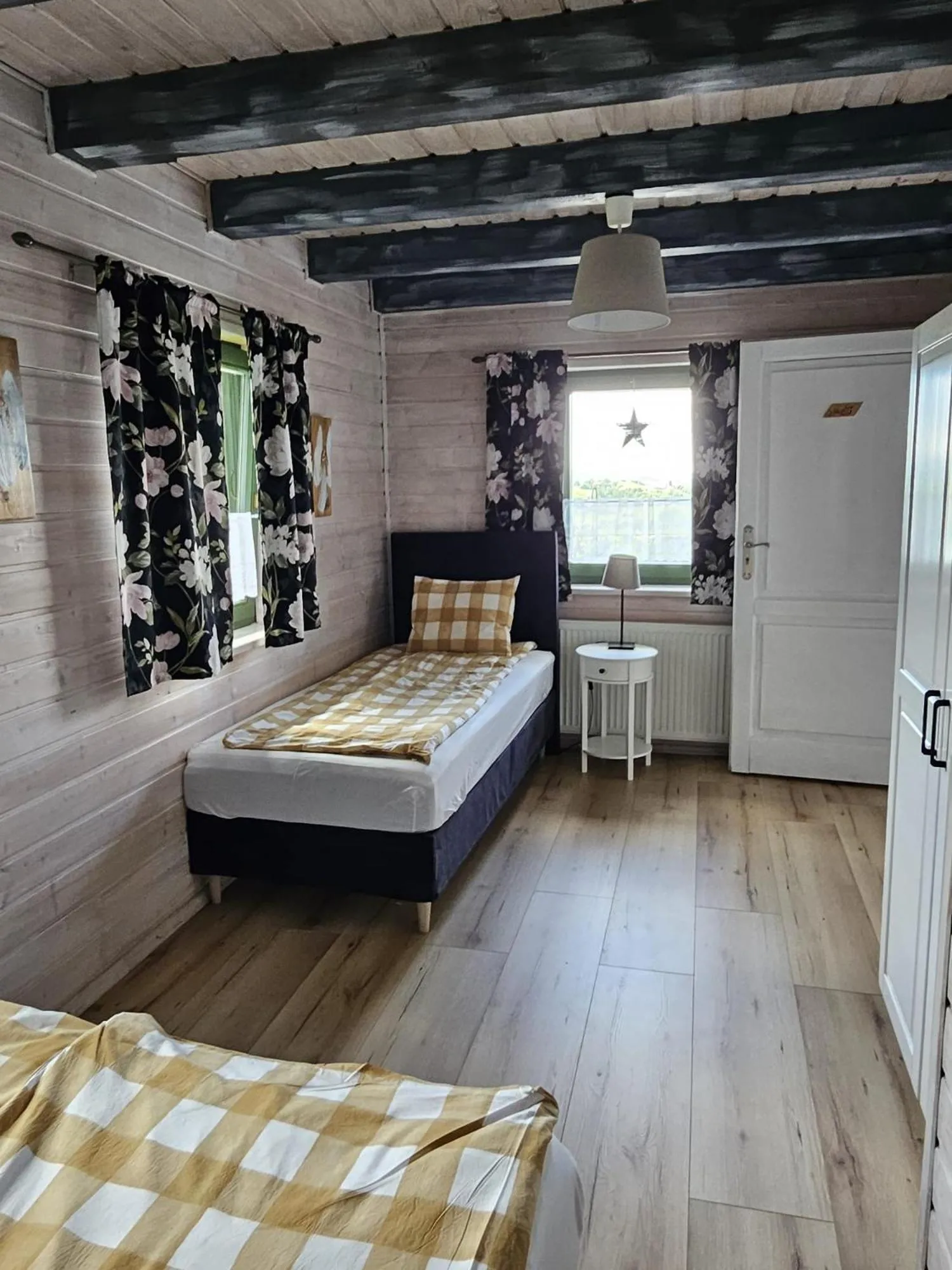Photo of the whole room, Bed in Osrodek Wypoczynkowy Lesniczówka & Elias SPA