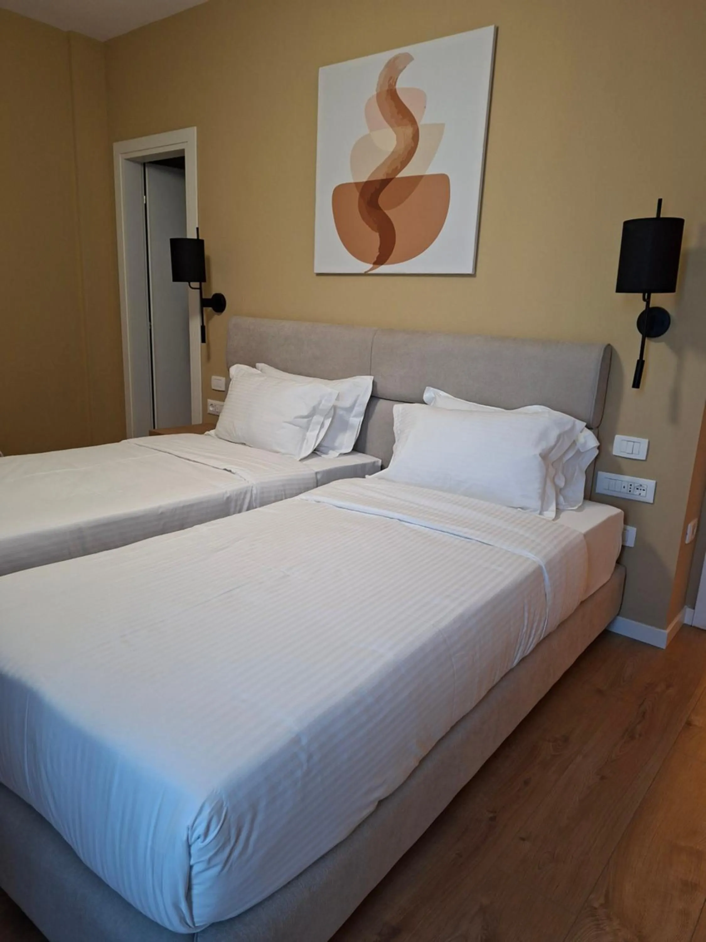 Bedroom, Bed in Mulaj Hotel