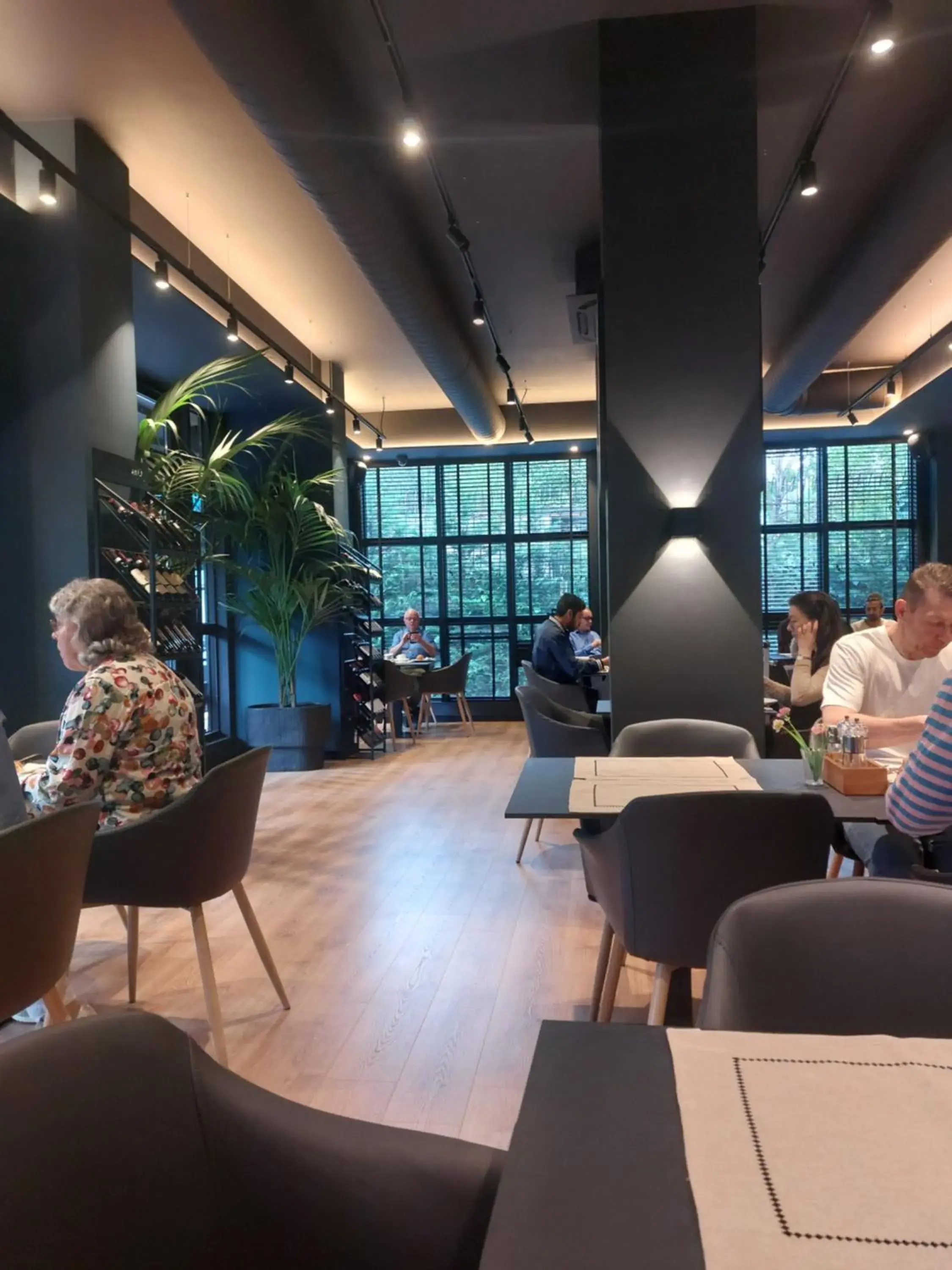 Restaurant/places to eat in Mulaj Hotel Restaurant/places to eat in Mulaj Hotel