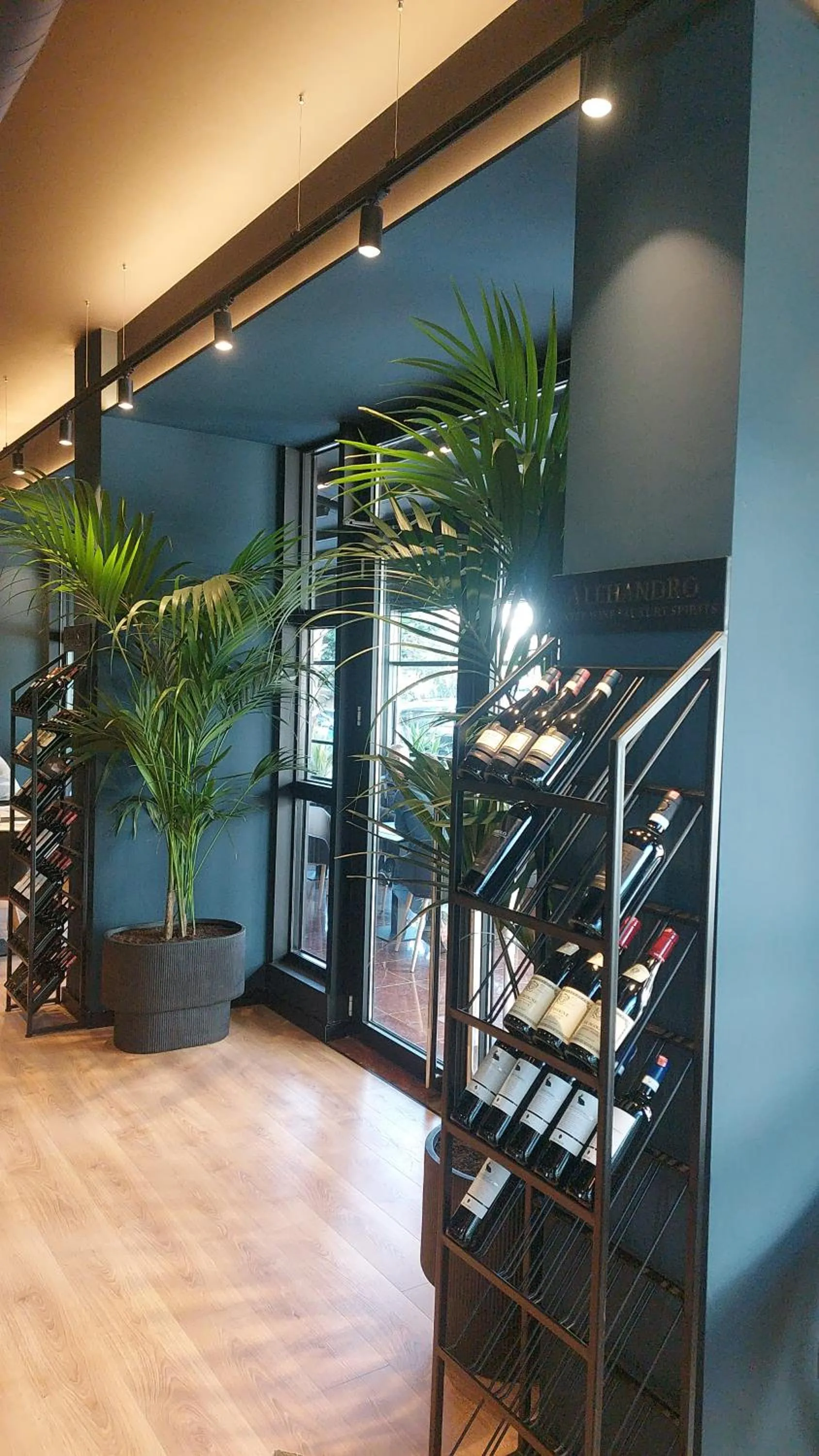 Restaurant/places to eat in Mulaj Hotel