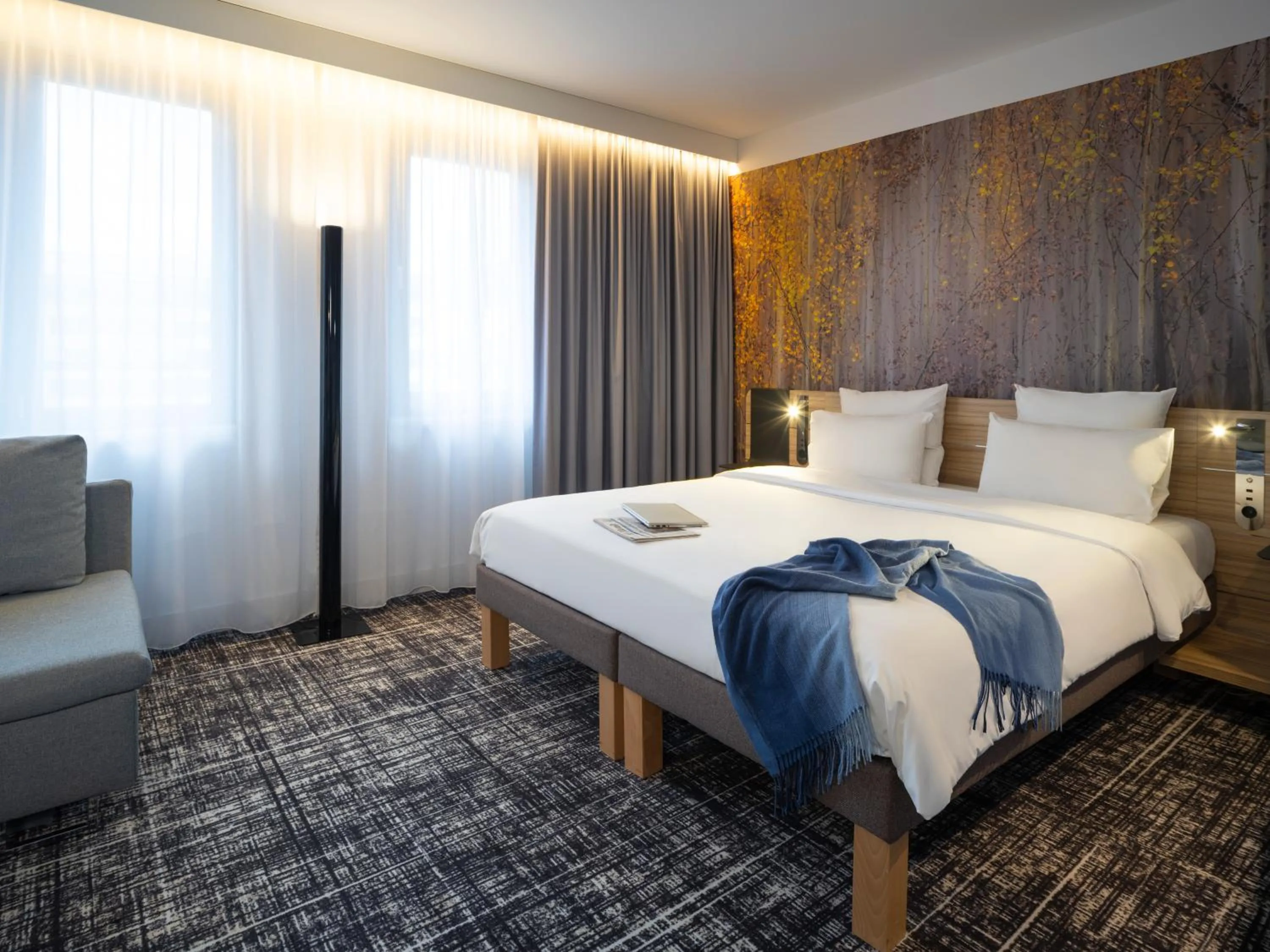 Bed in Novotel Suites Wien City Donau