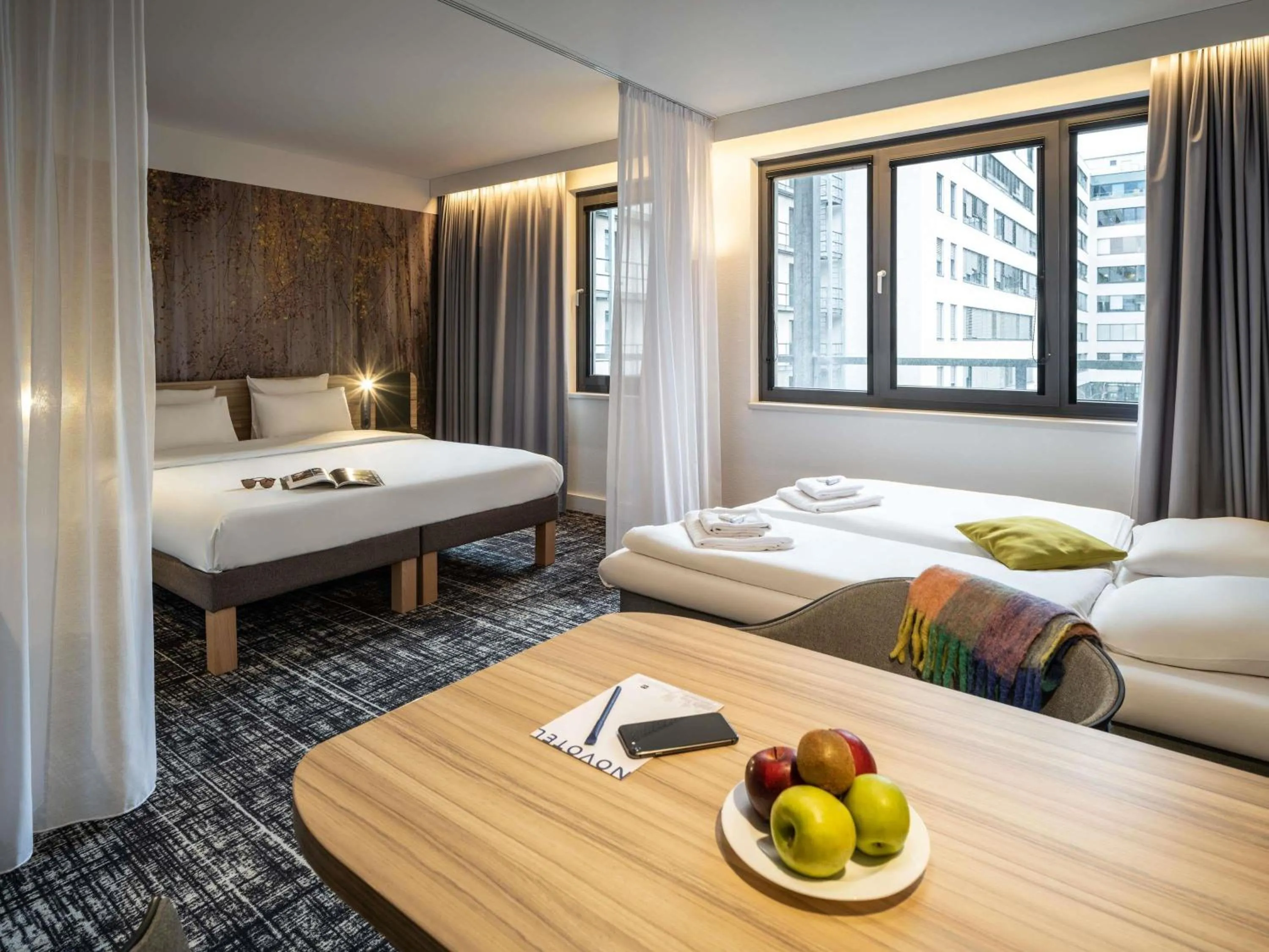 Bedroom, Bed in Novotel Suites Wien City Donau
