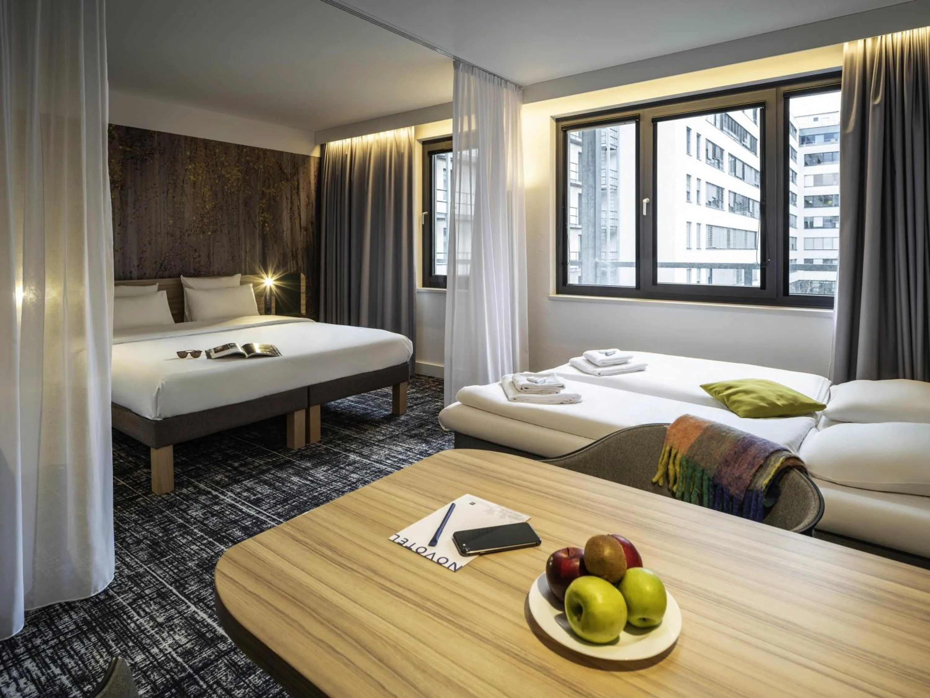 Bedroom, Bed in Novotel Suites Wien City Donau