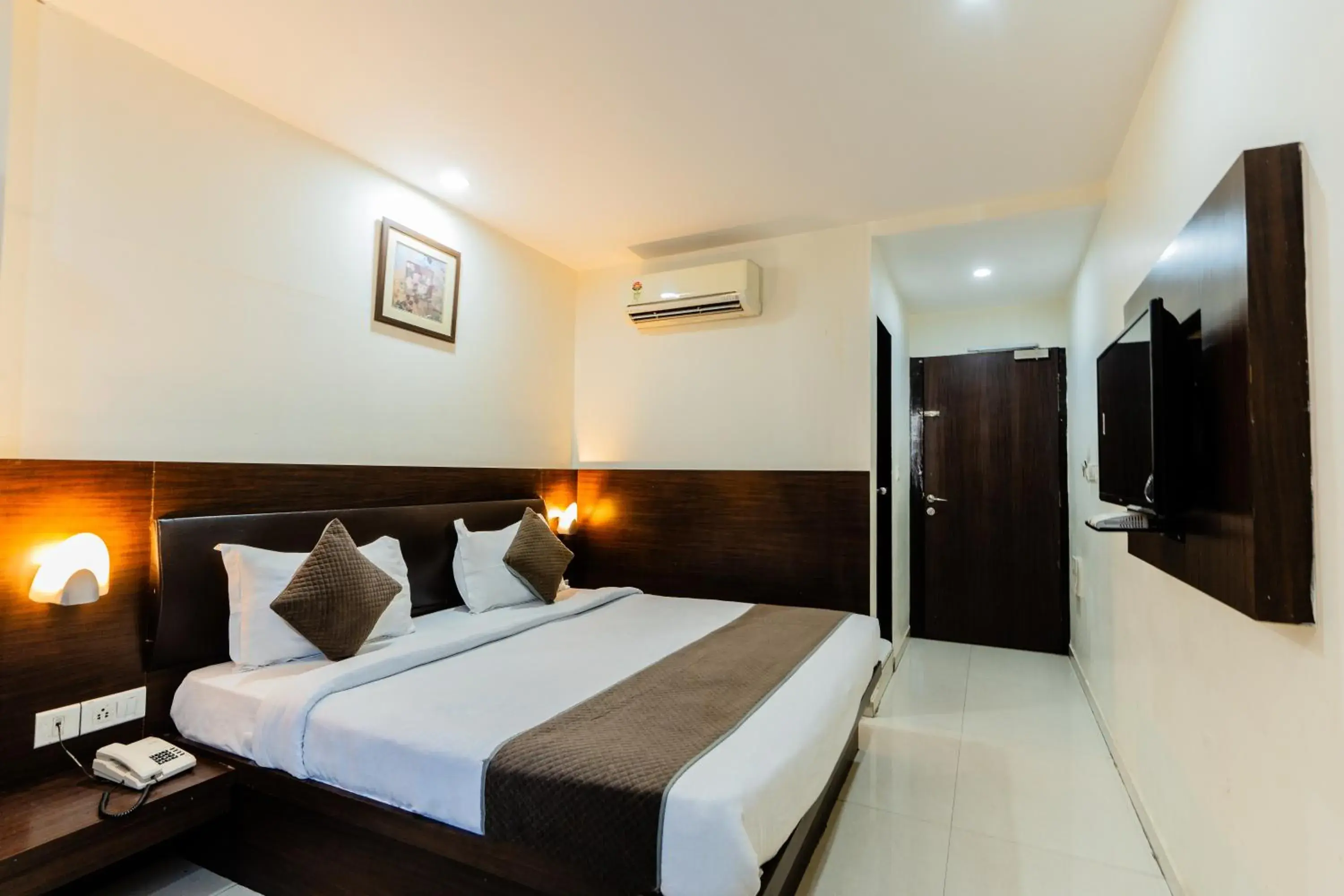 Photo of the whole room in Hotel Krishna by KeyMagics Photo of the whole room in Hotel Krishna by KeyMagics