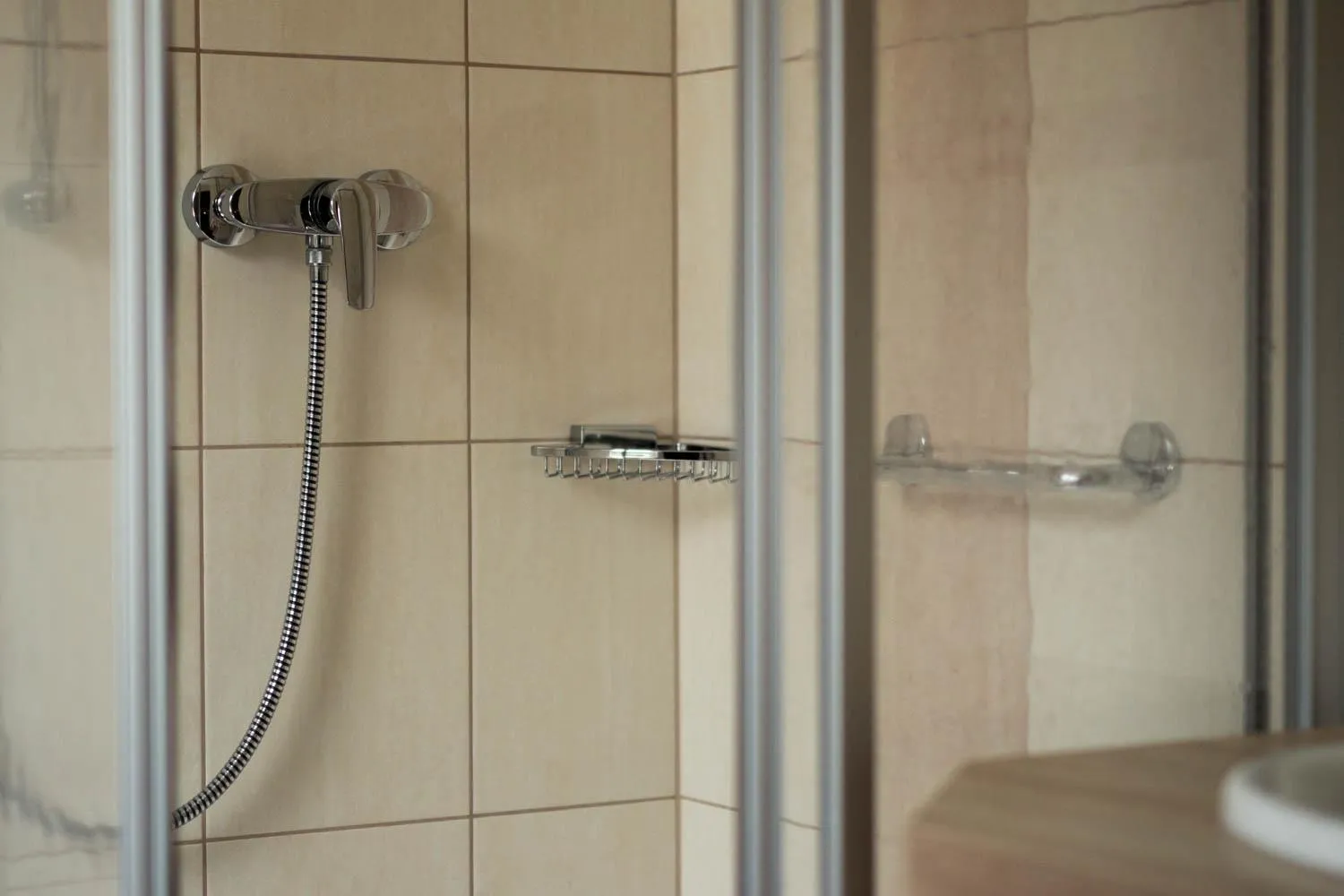 Shower in Pension Gstrein