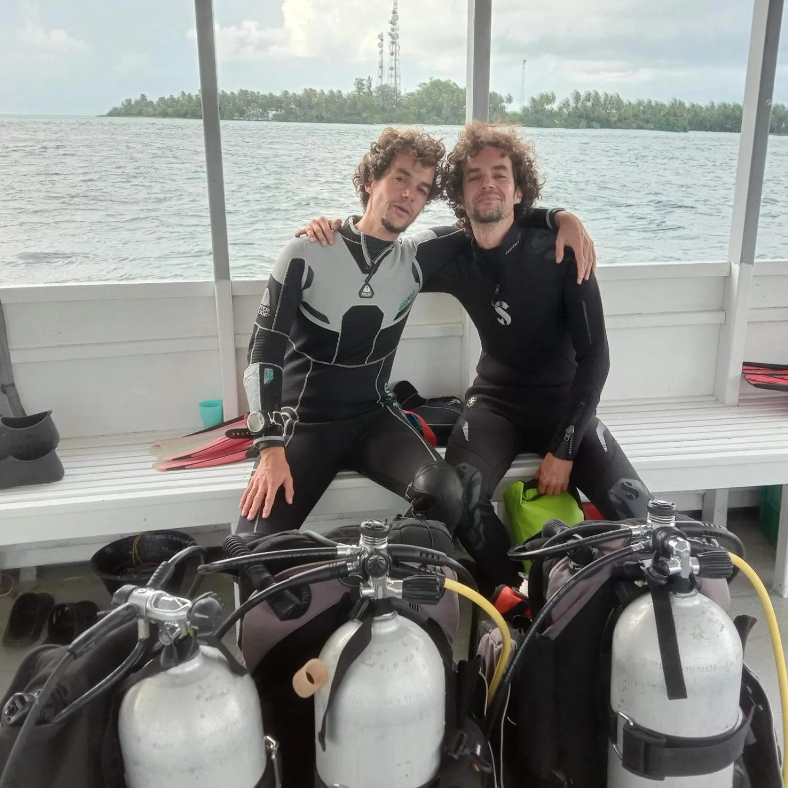 Vaali Maldives Island Escapes & Dive