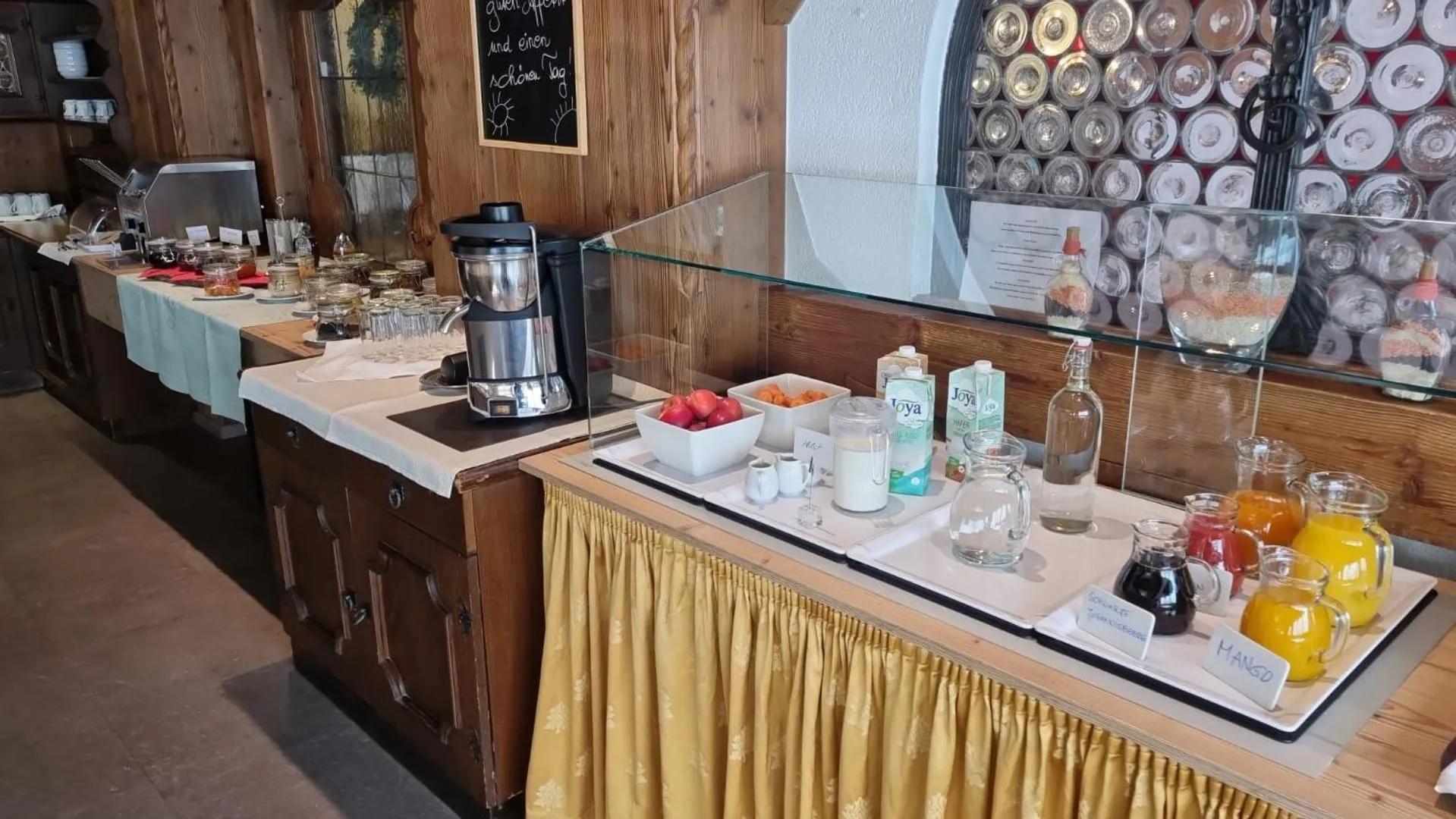 Breakfast in Hotel Donnerhof