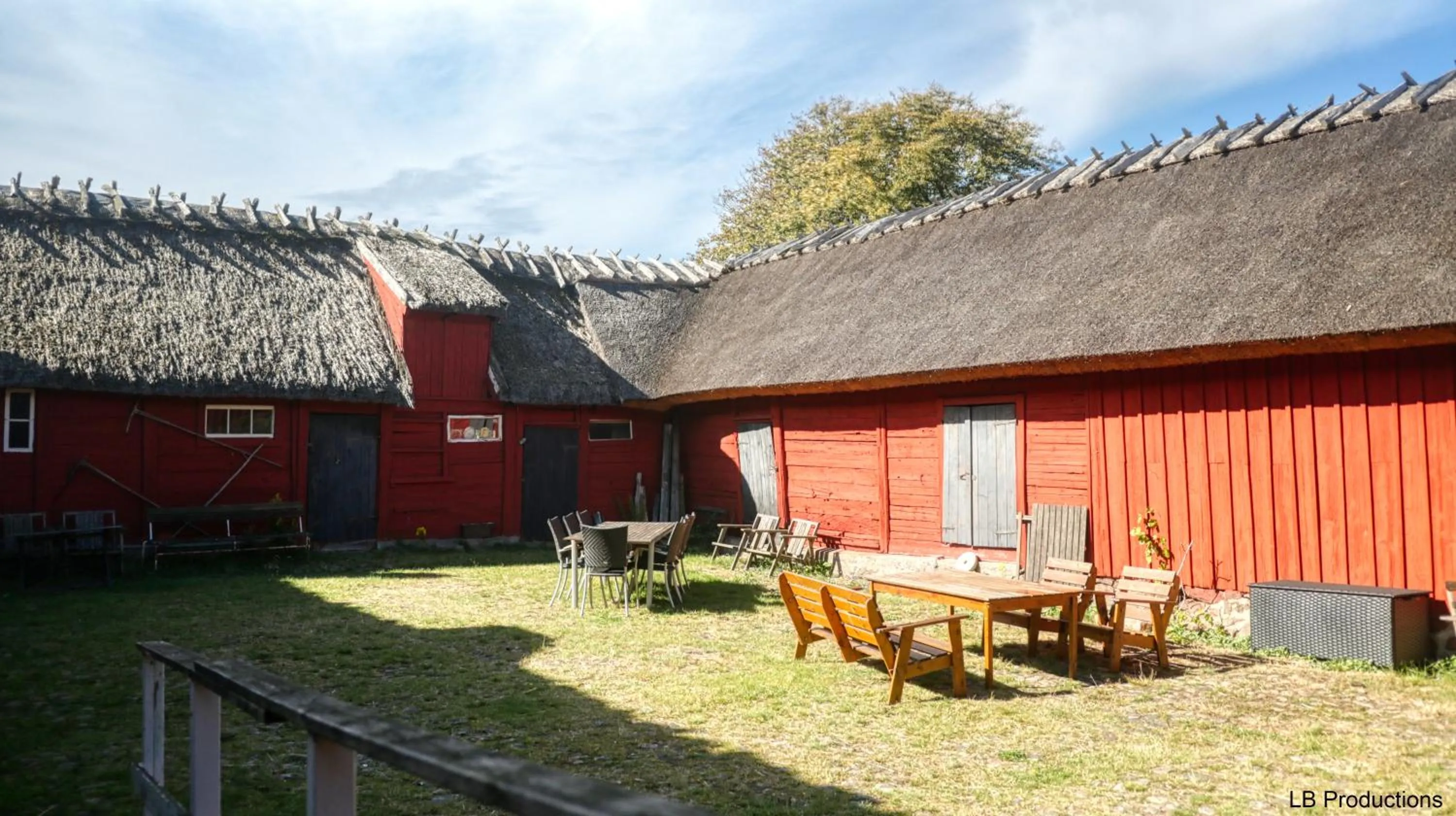 Property building in Apelviksgården B&B, Kulturhistorisk gård