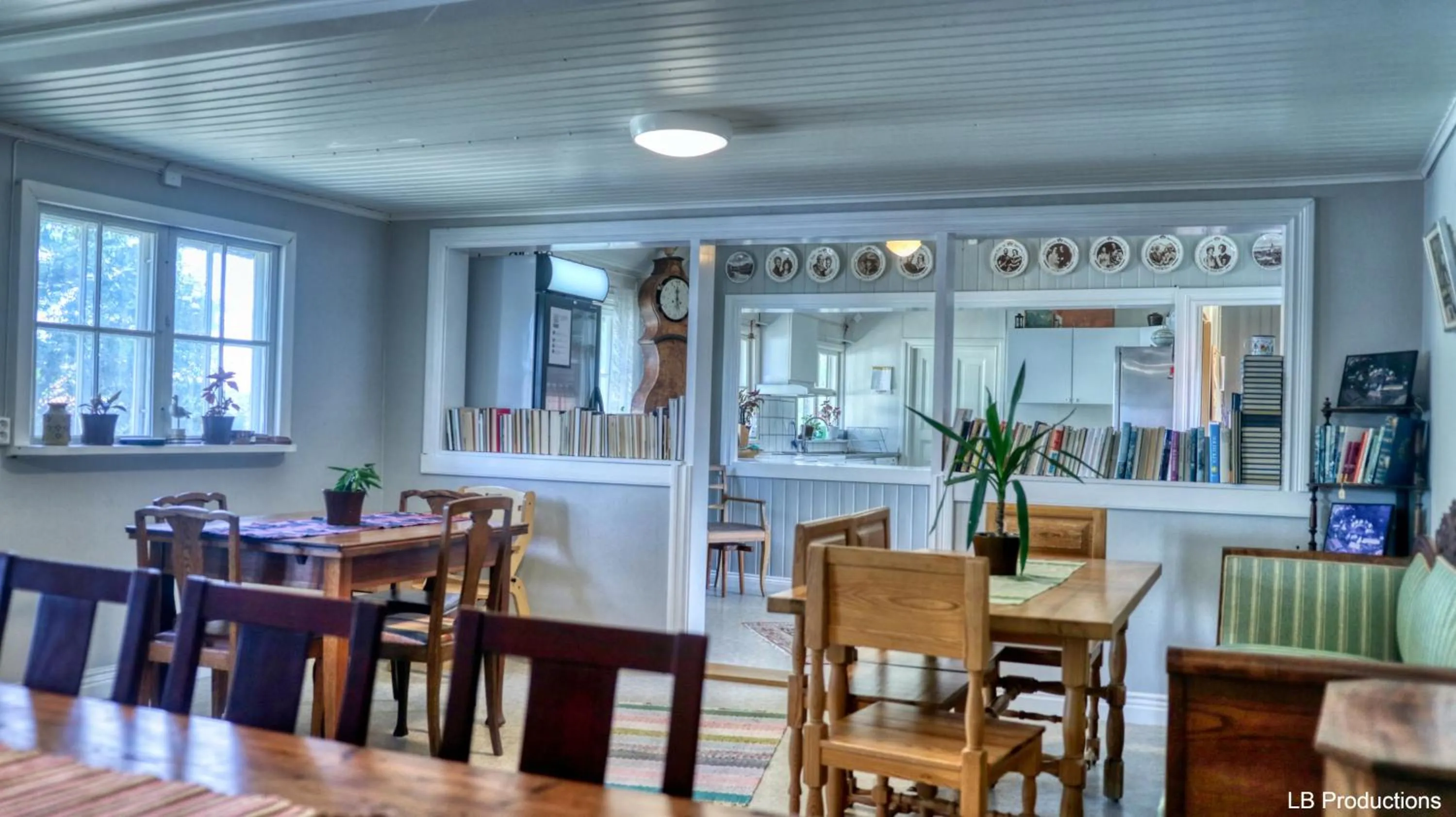 Restaurant/places to eat in Apelviksgården B&B, Kulturhistorisk gård