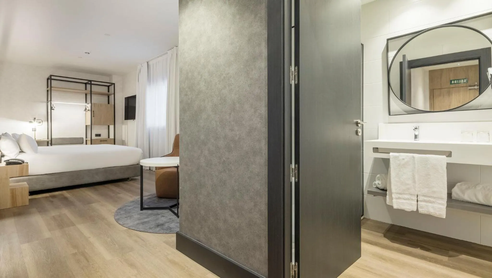 Bed in Hotel Ilunion San Mamés