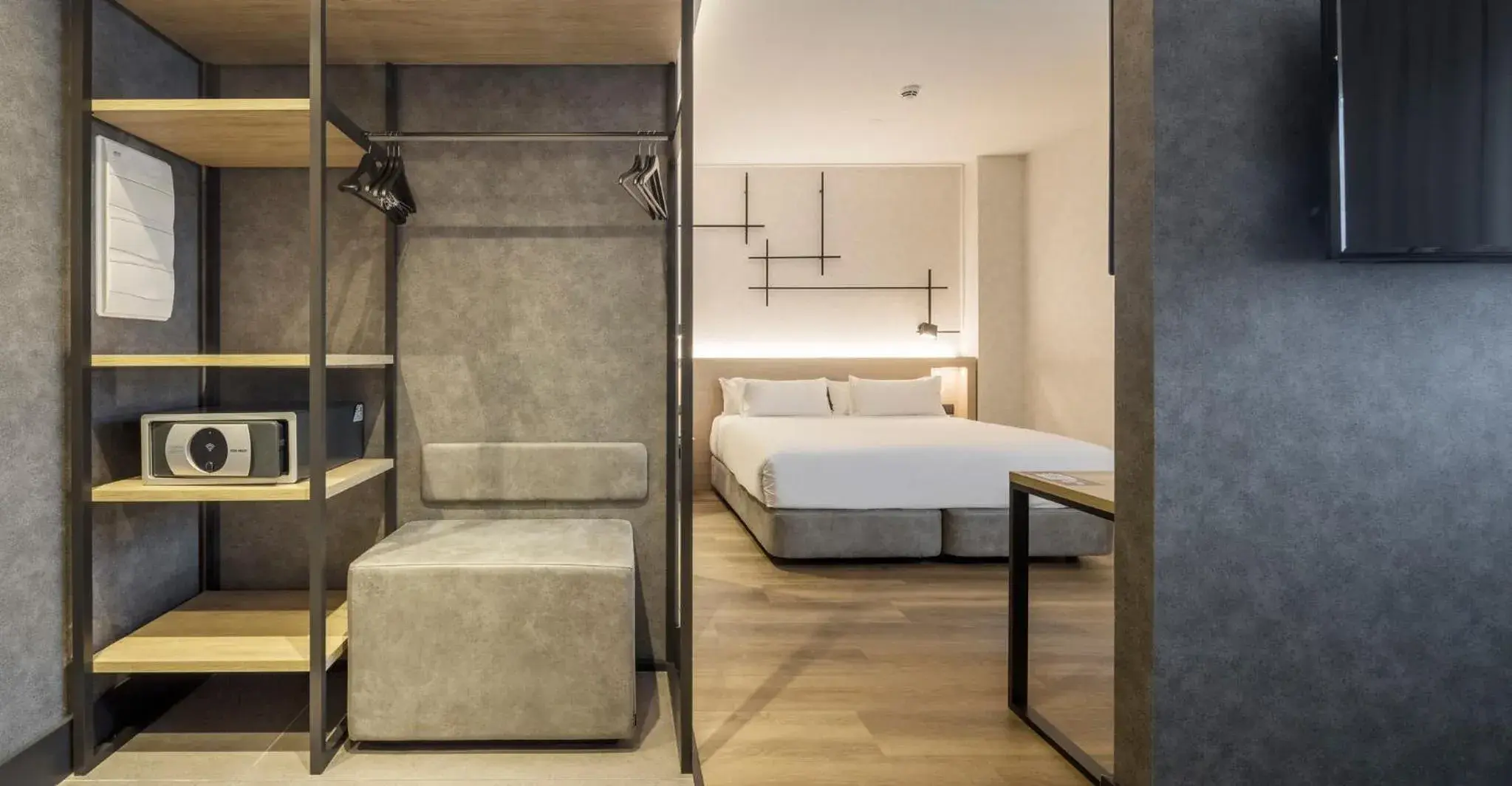 Deluxe Room in Hotel Ilunion San Mamés Deluxe Room in Hotel Ilunion San Mamés