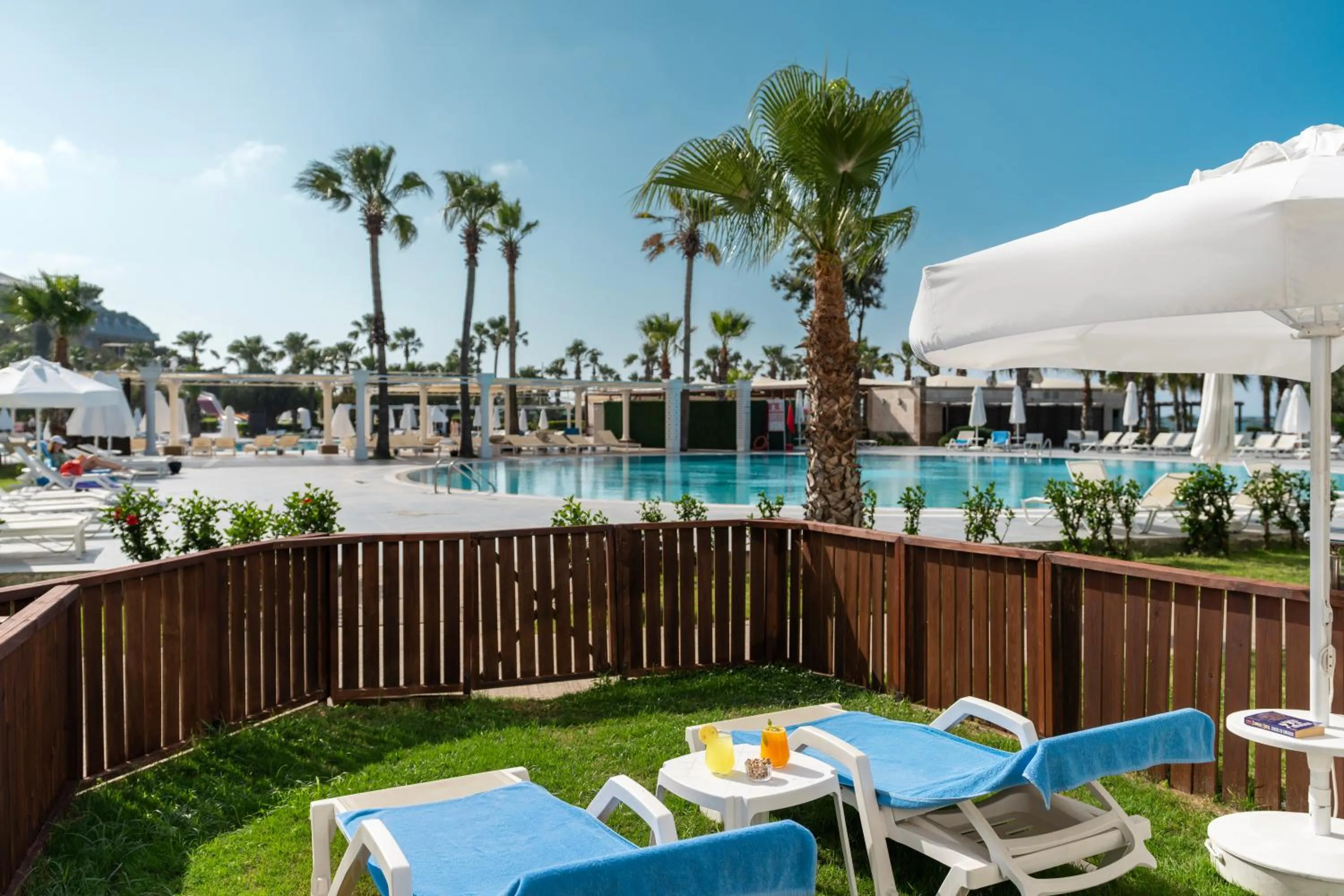 Pool view in Kaya Side