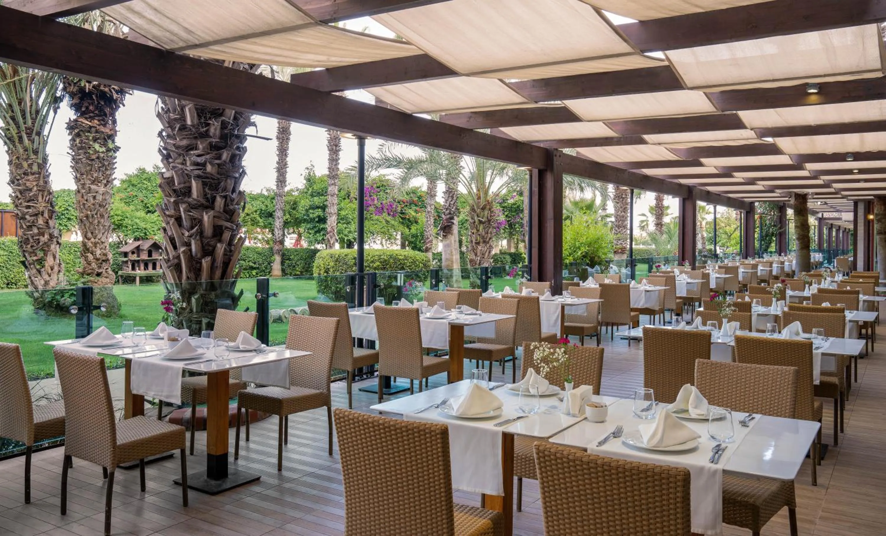 Restaurant/places to eat in Kaya Belek