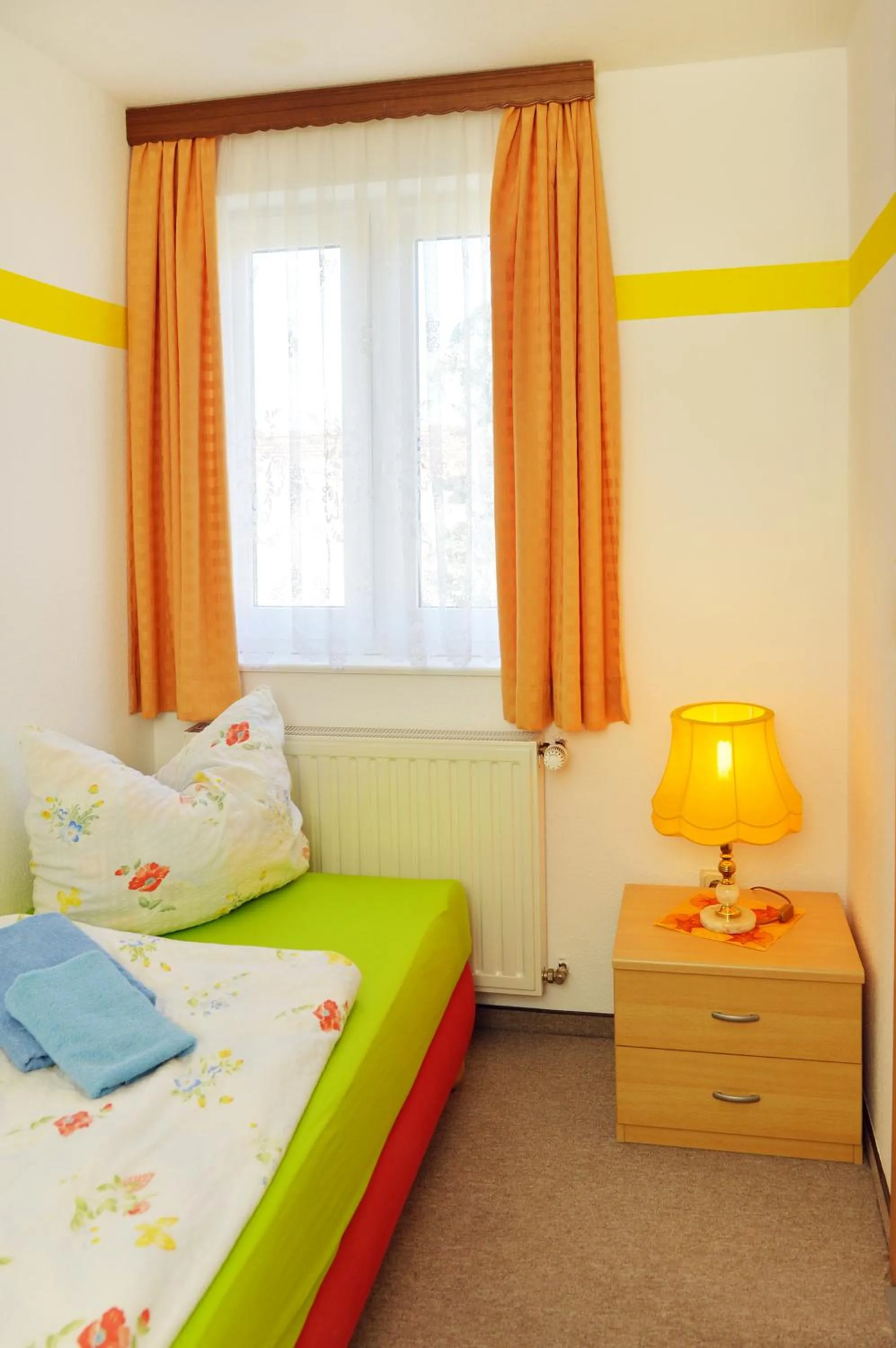 Bed in Pension Damköhler Thale OT Westerhausen