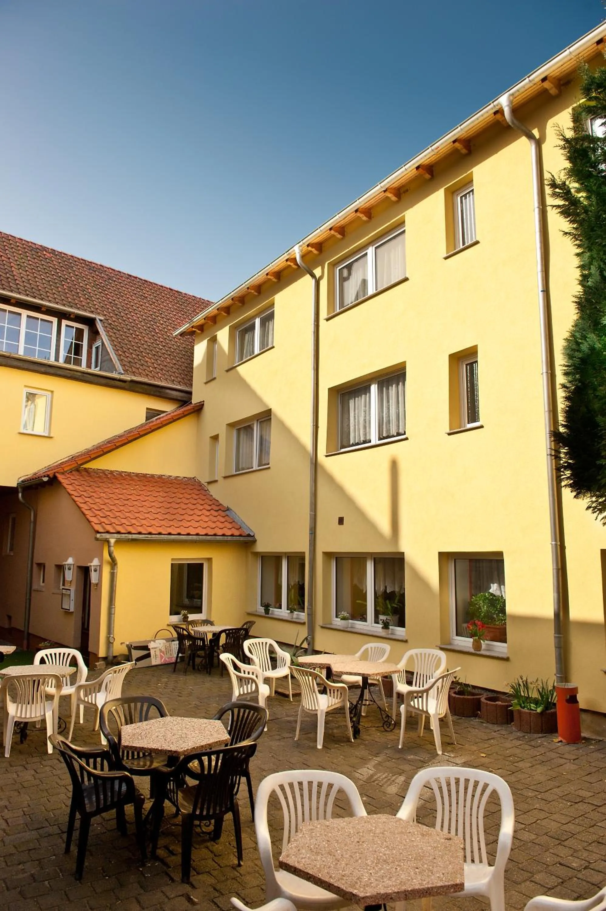 Patio in Pension Damköhler Thale OT Westerhausen