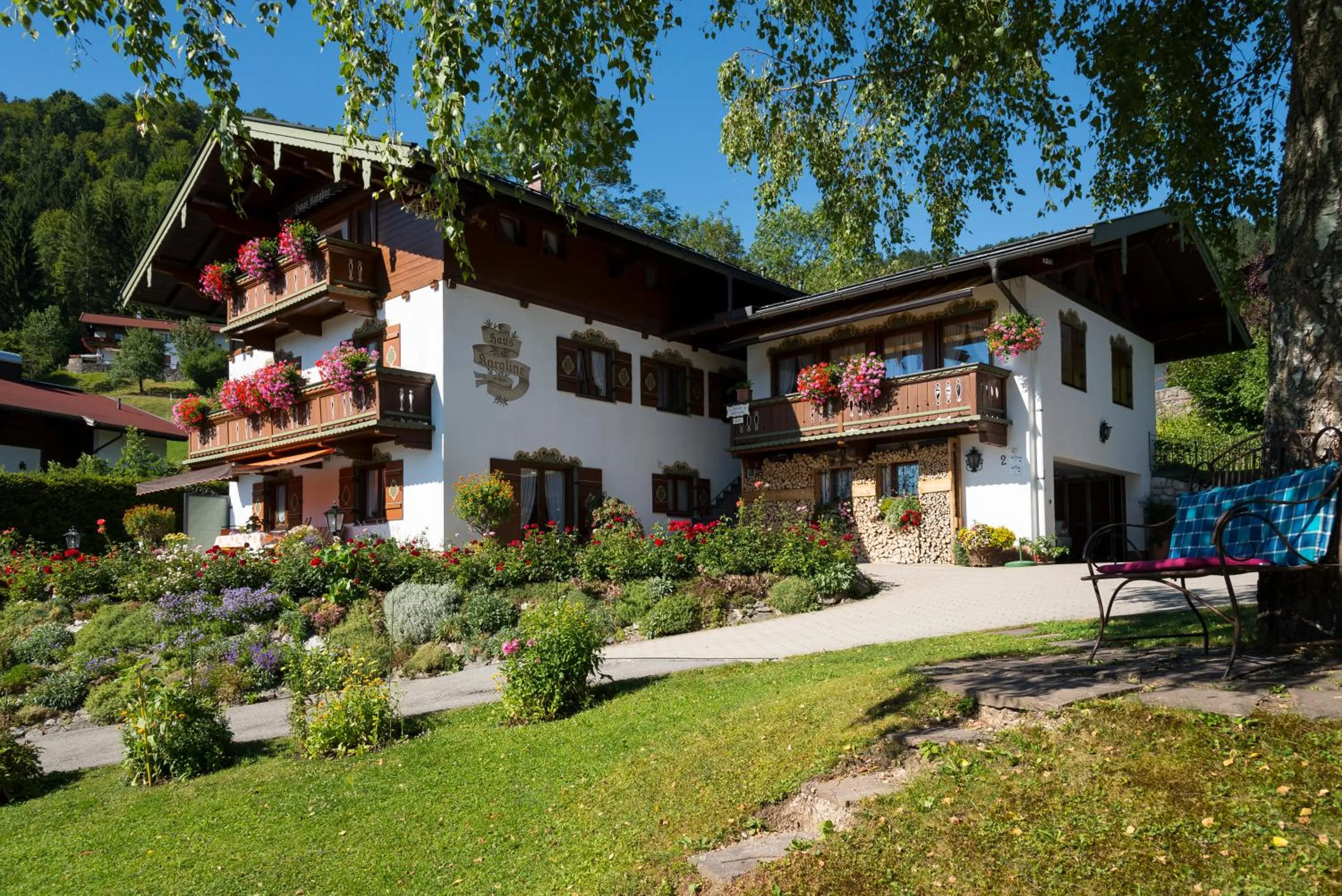 Facade/entrance in Haus Karoline