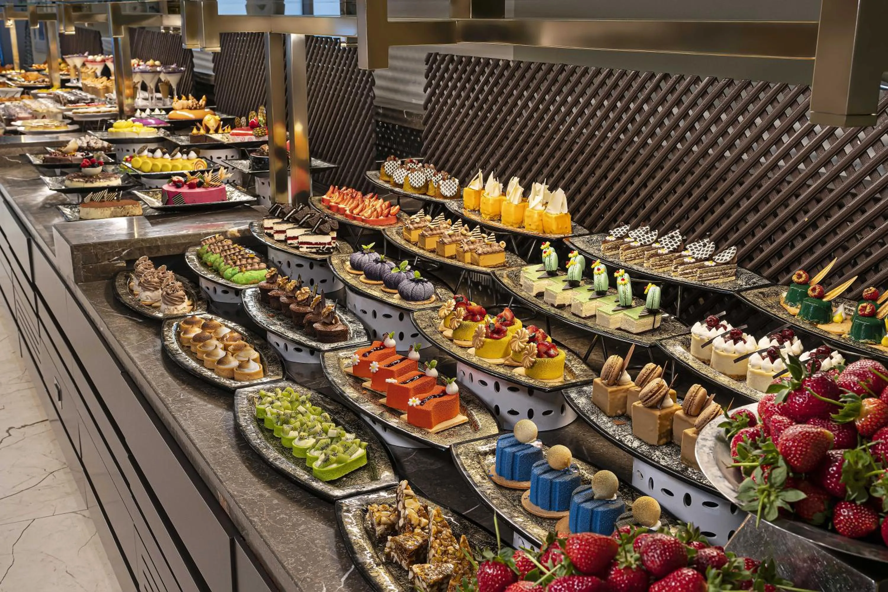 Restaurant/places to eat in Kaya Palazzo Golf Resort