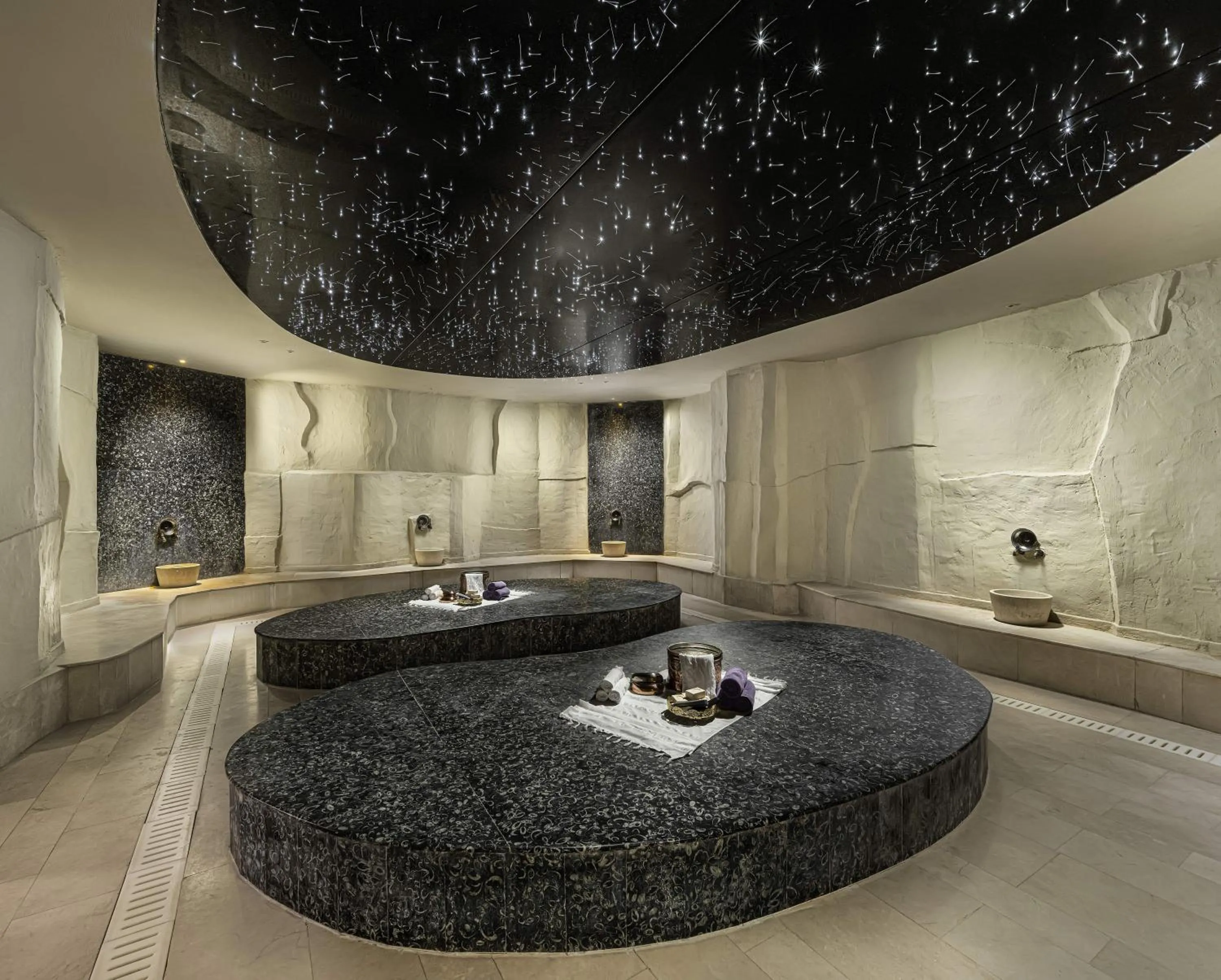 Public Bath in Kaya Palazzo Golf Resort