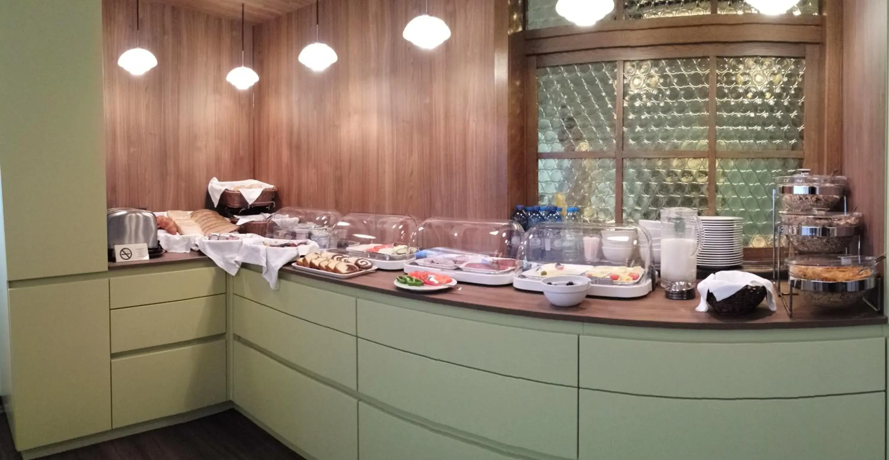 Restaurant/places to eat in Hotel Henry Restaurant/places to eat in Hotel Henry