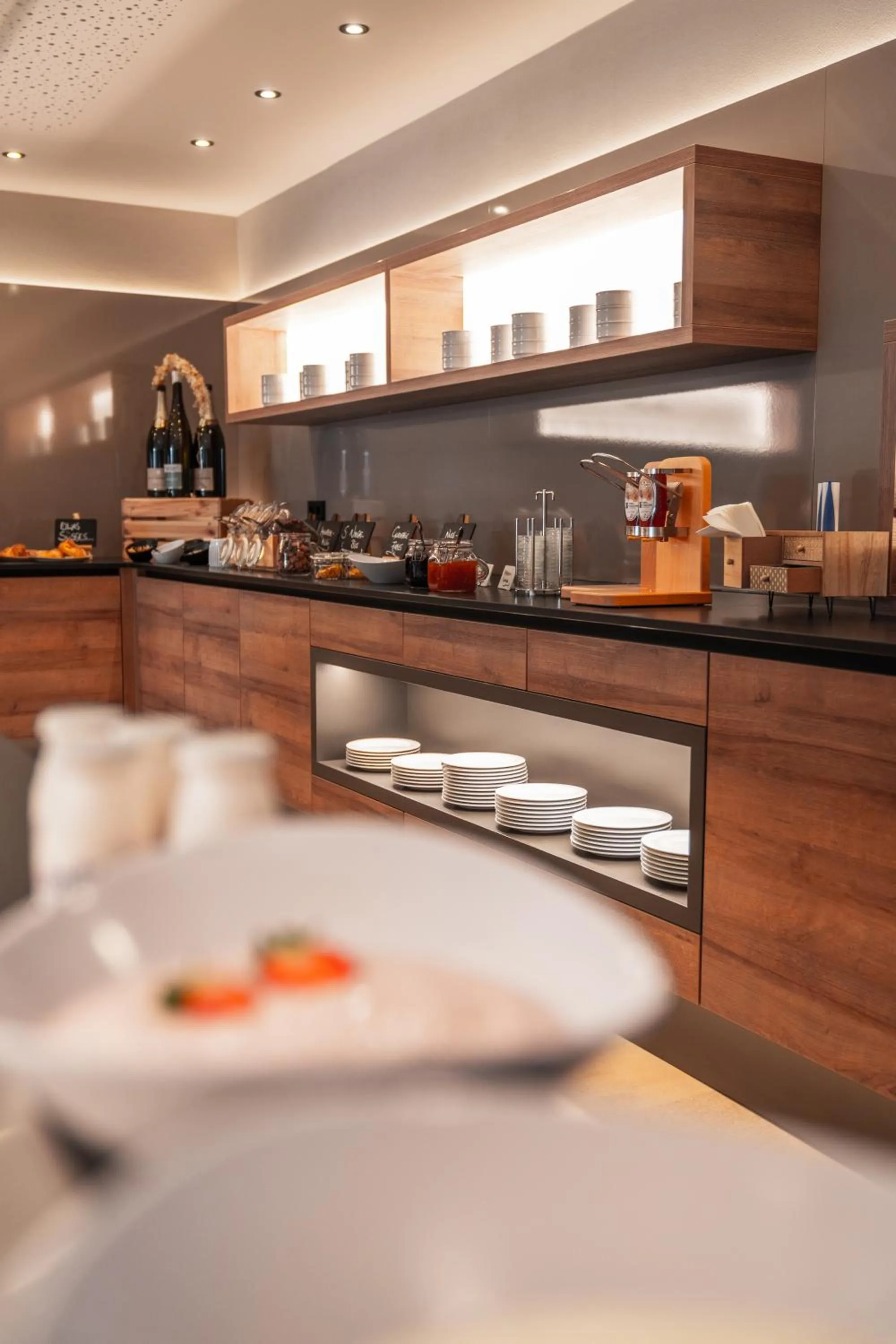 Breakfast, Restaurant/Places to Eat in Hotel-Gasthof Zur Post