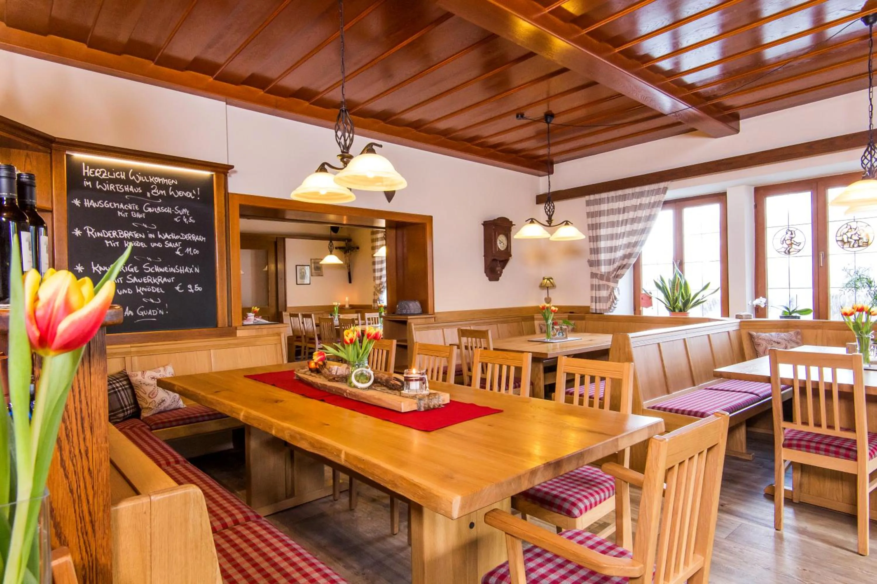 Restaurant/Places to Eat in Hotel-Gasthof Zur Post